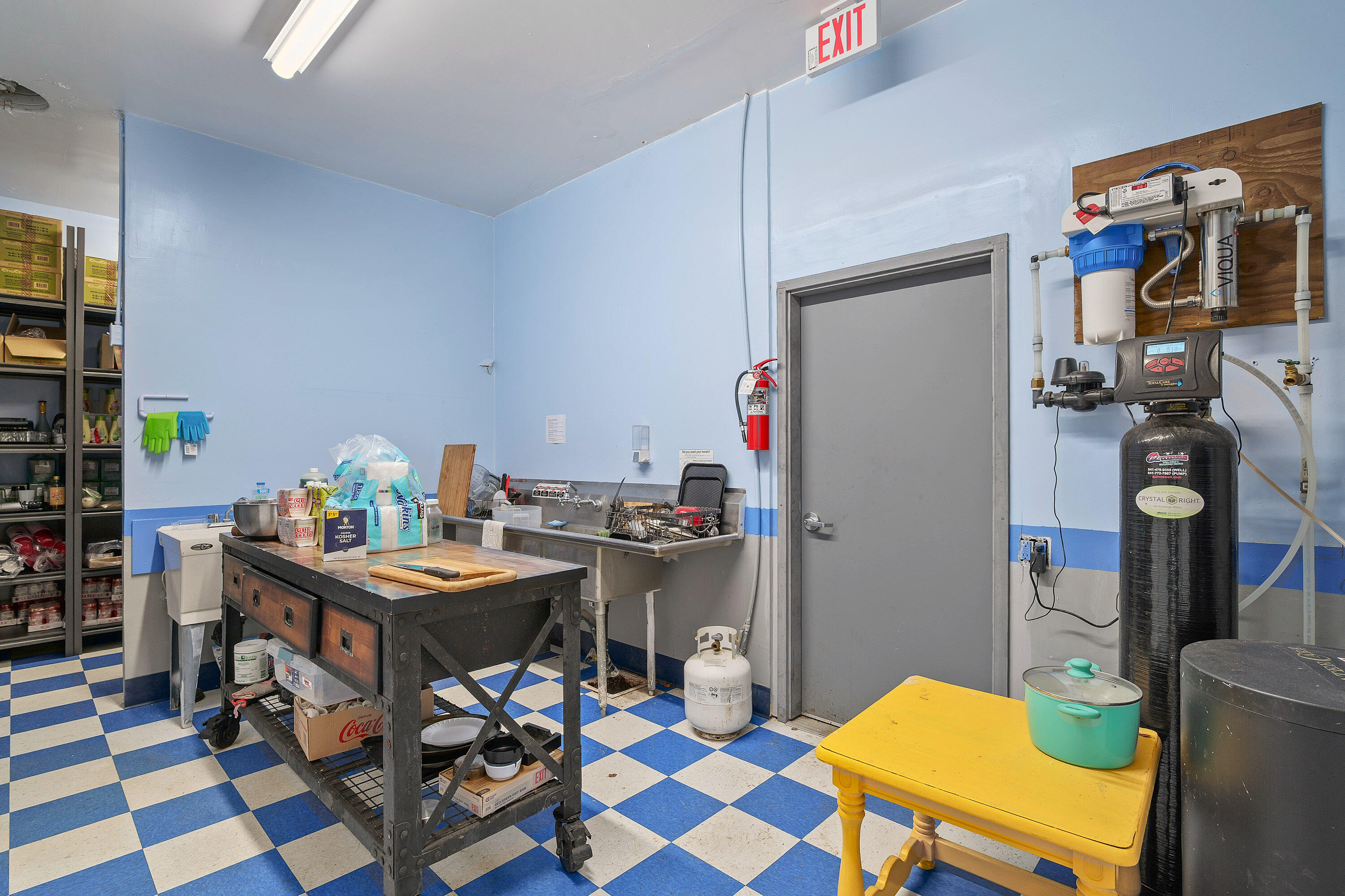 18090 Redwood Highway