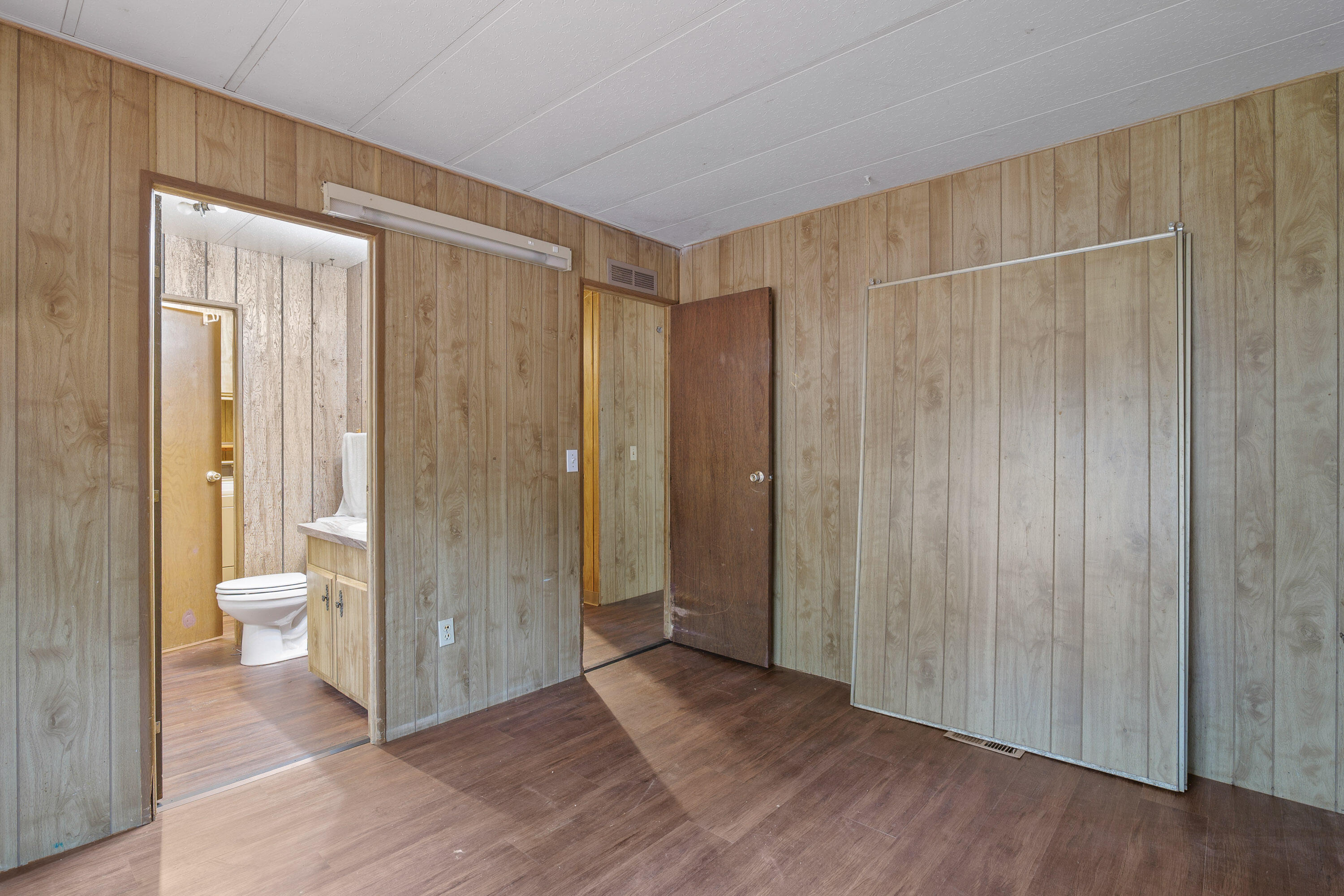 18090 Redwood Highway