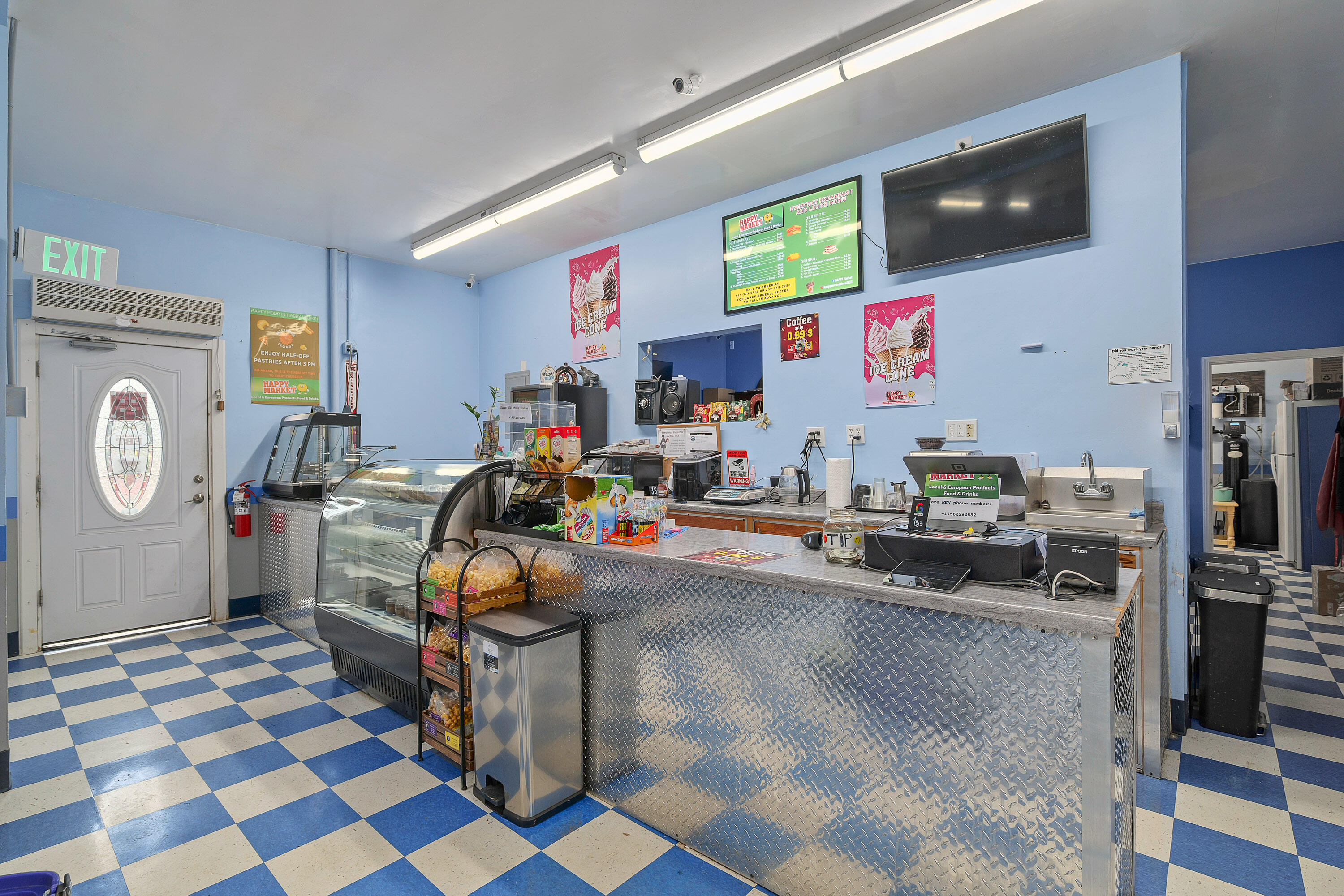 18090 Redwood Highway