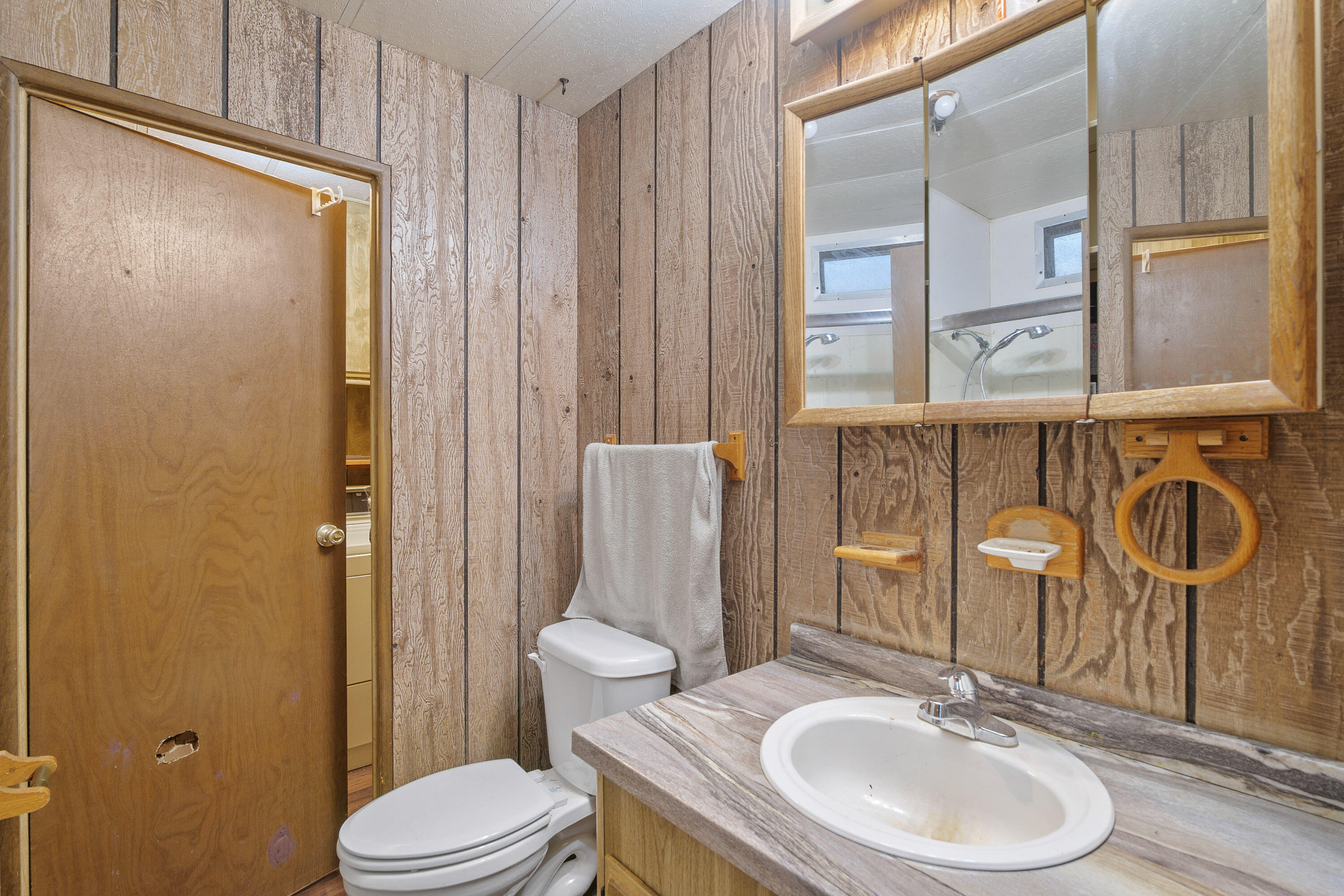 18090 Redwood Highway