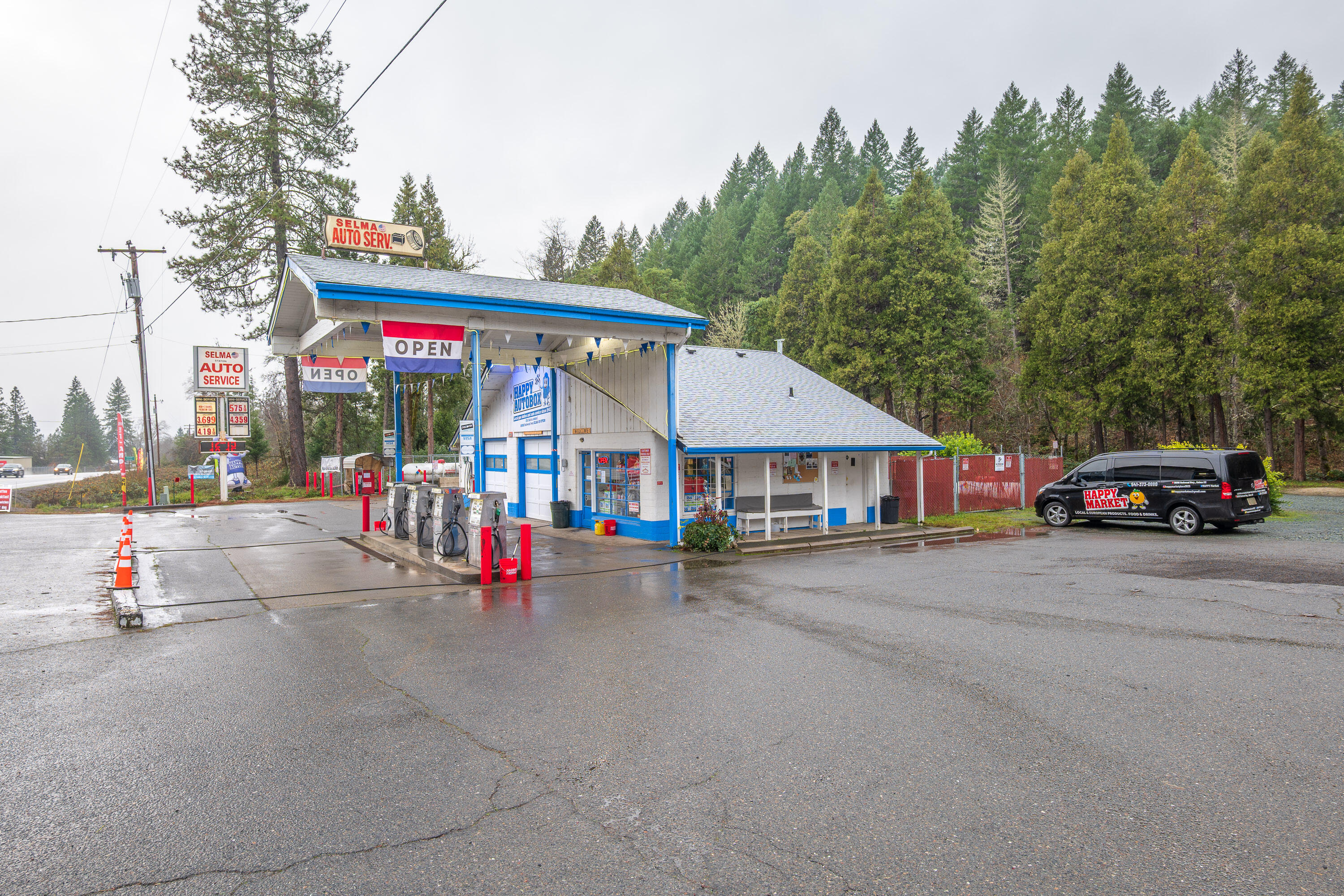 18090 Redwood Highway