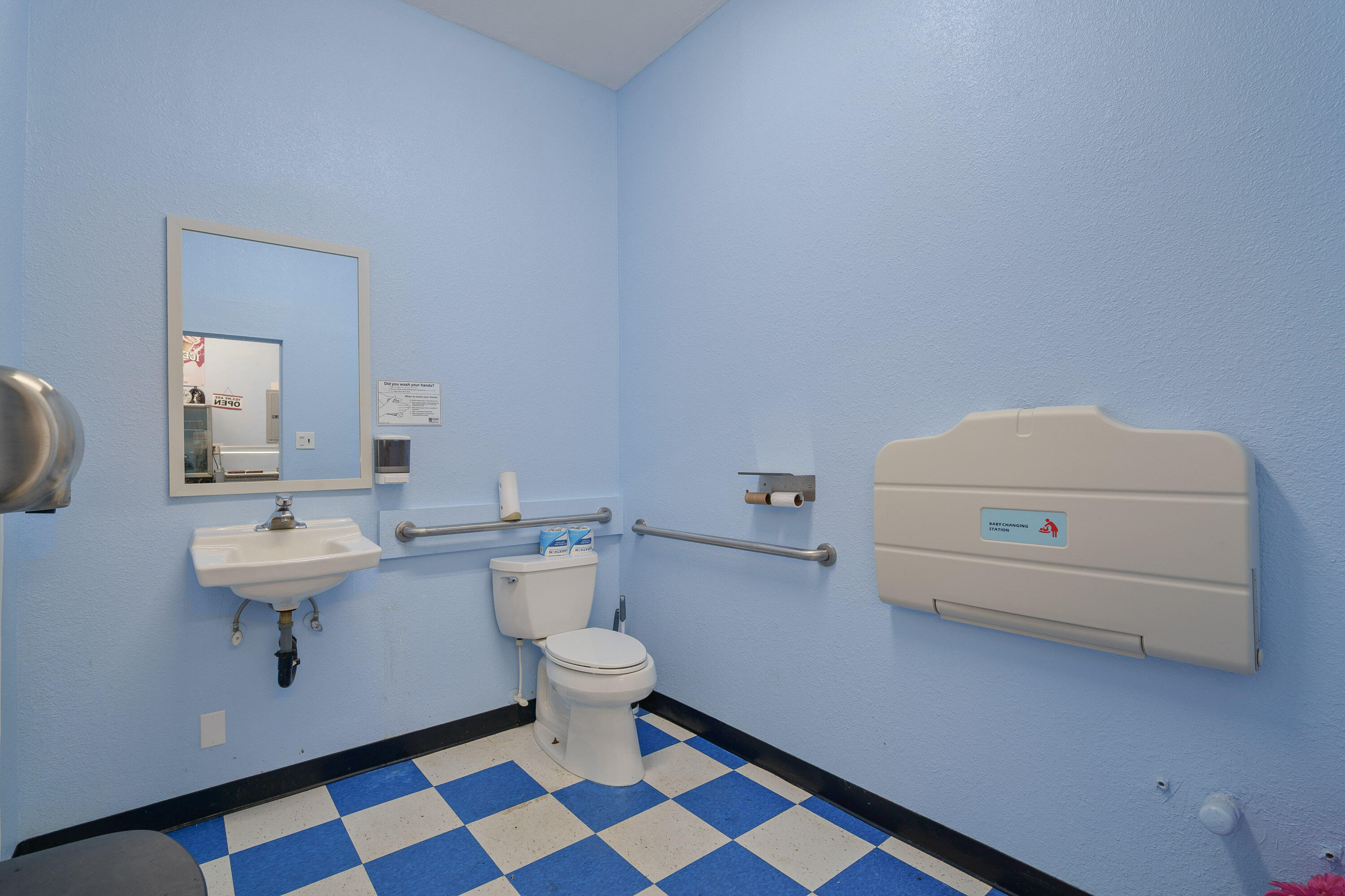 18090 Redwood Highway