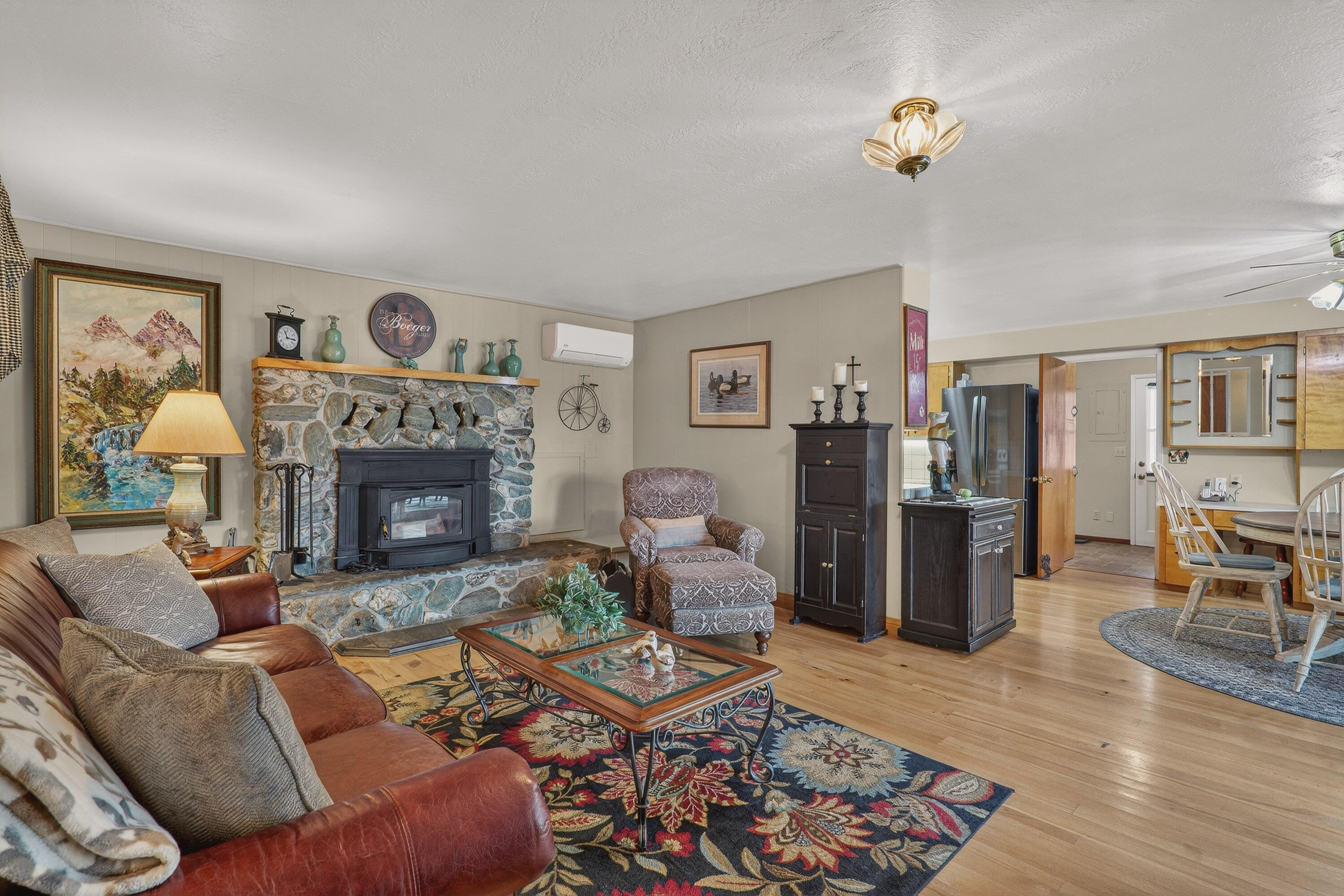 3336 Midway Avenue