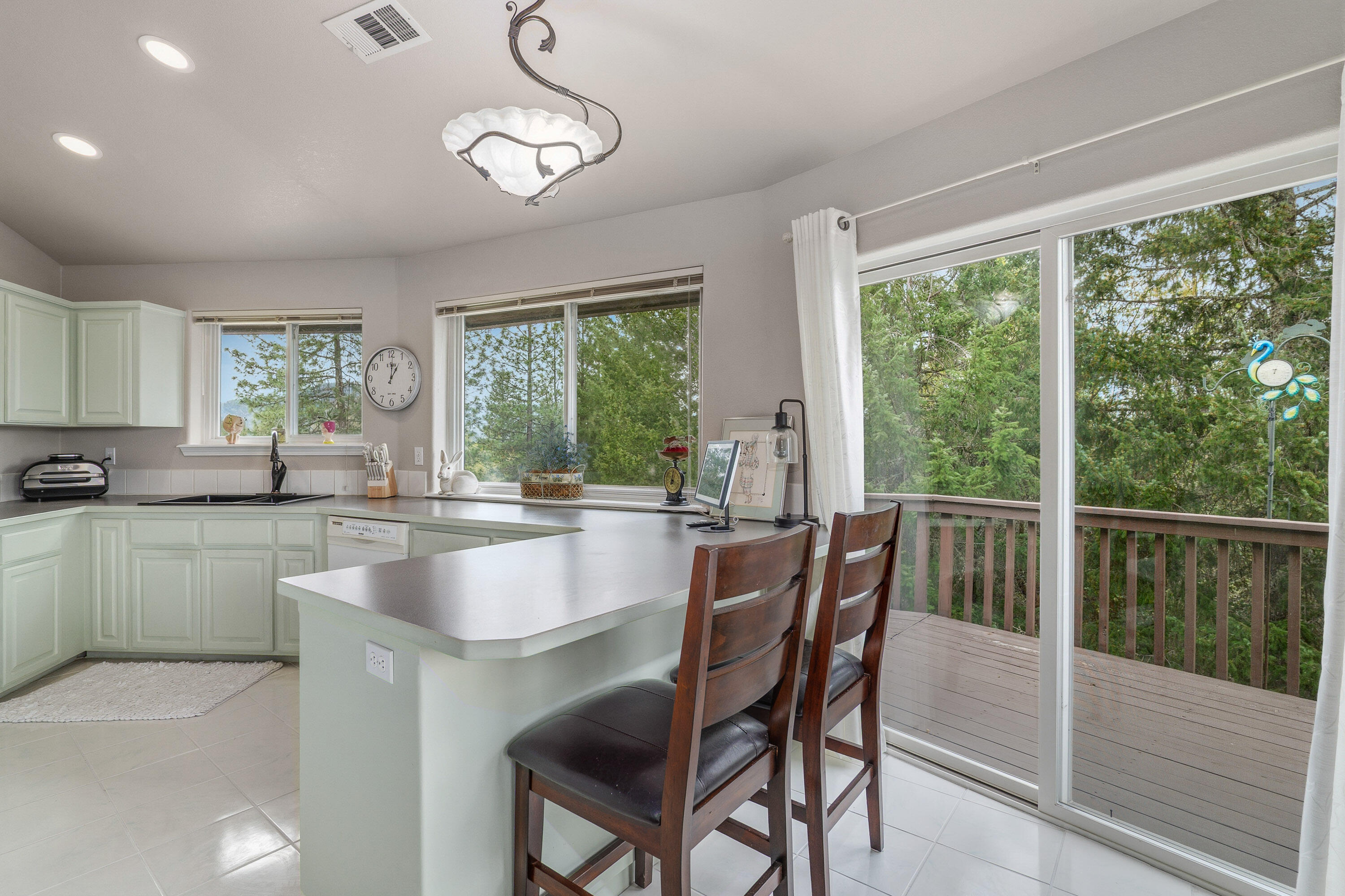 398 Madrone Ridge Drive