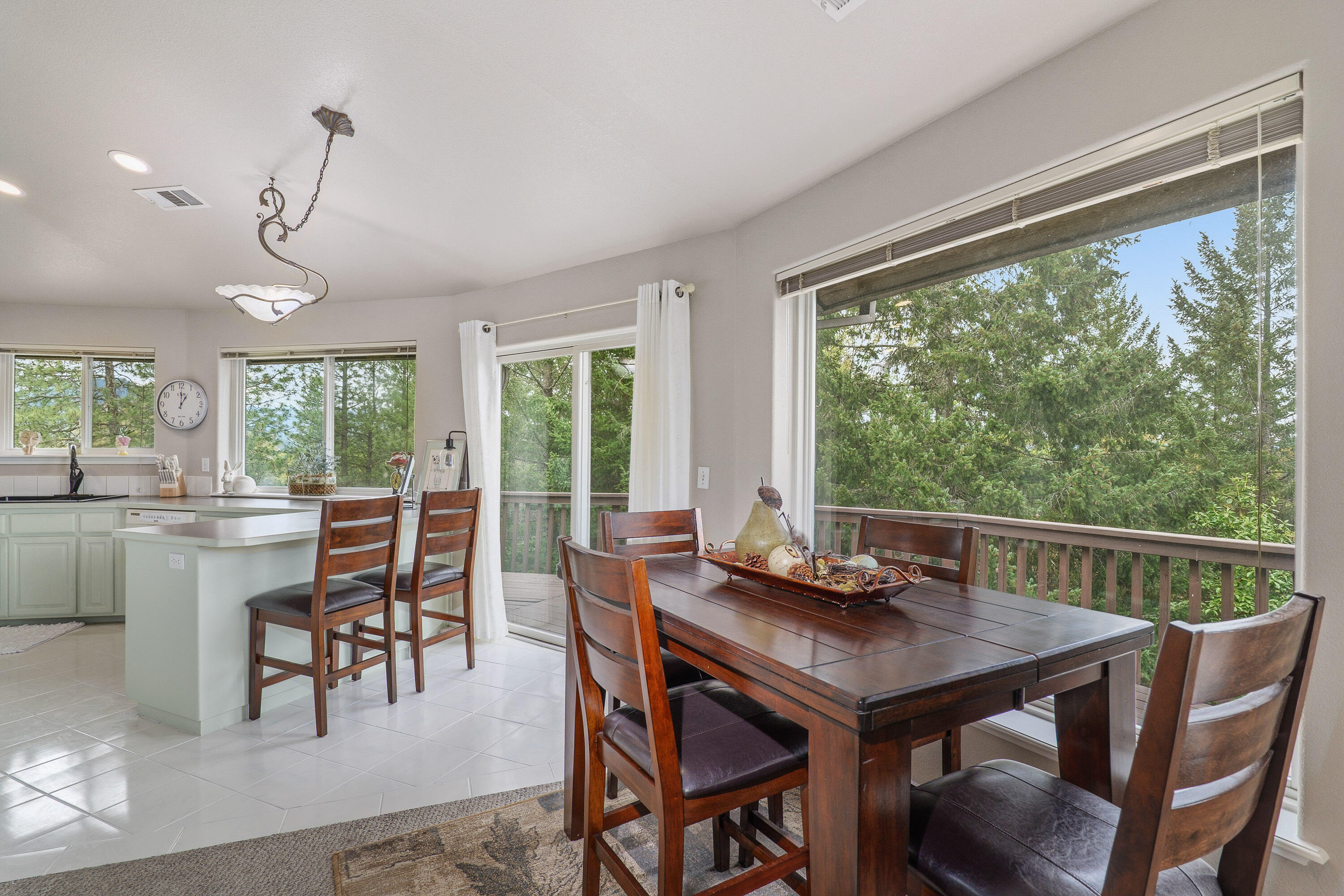 398 Madrone Ridge Drive