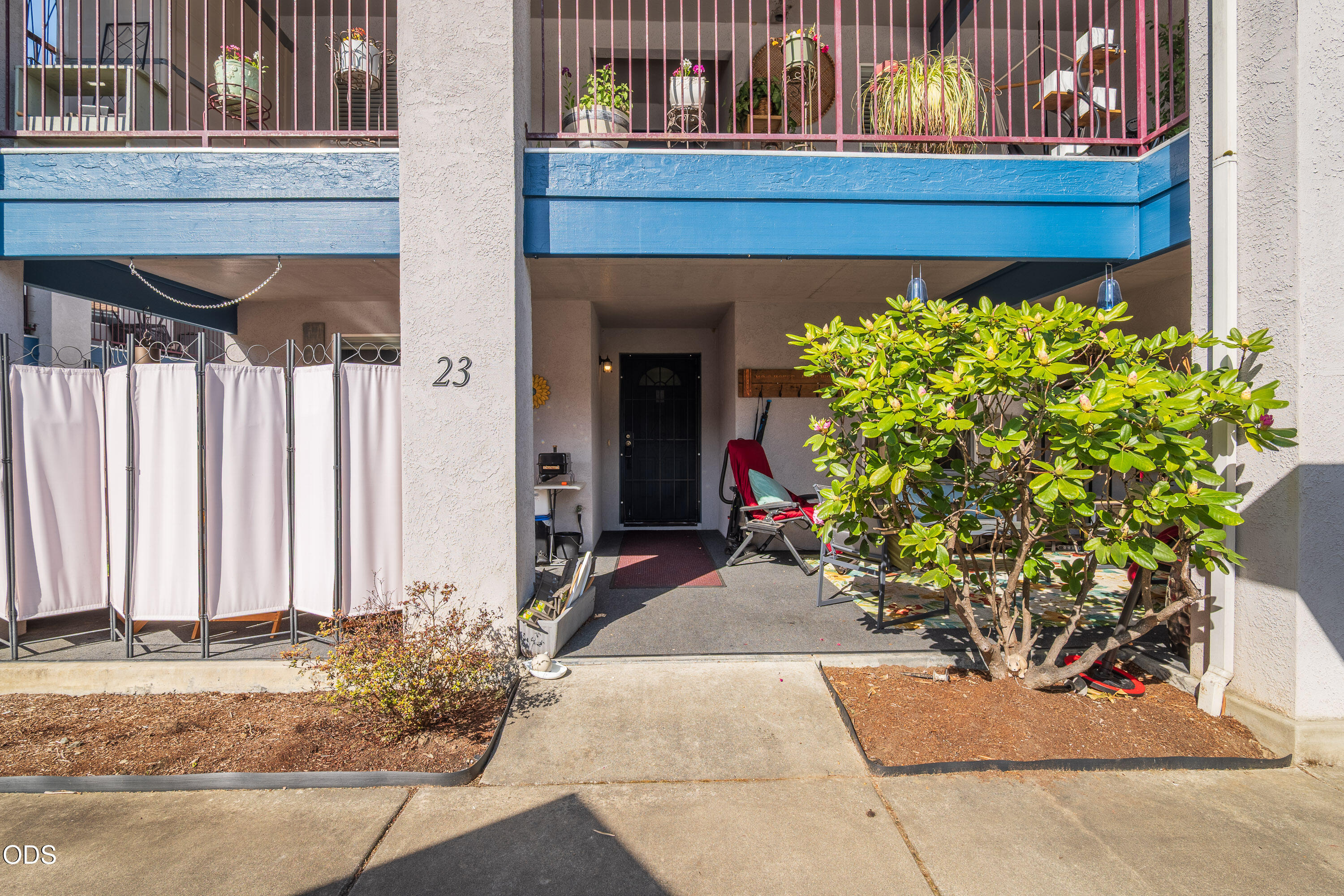 815 Pine Street, 23