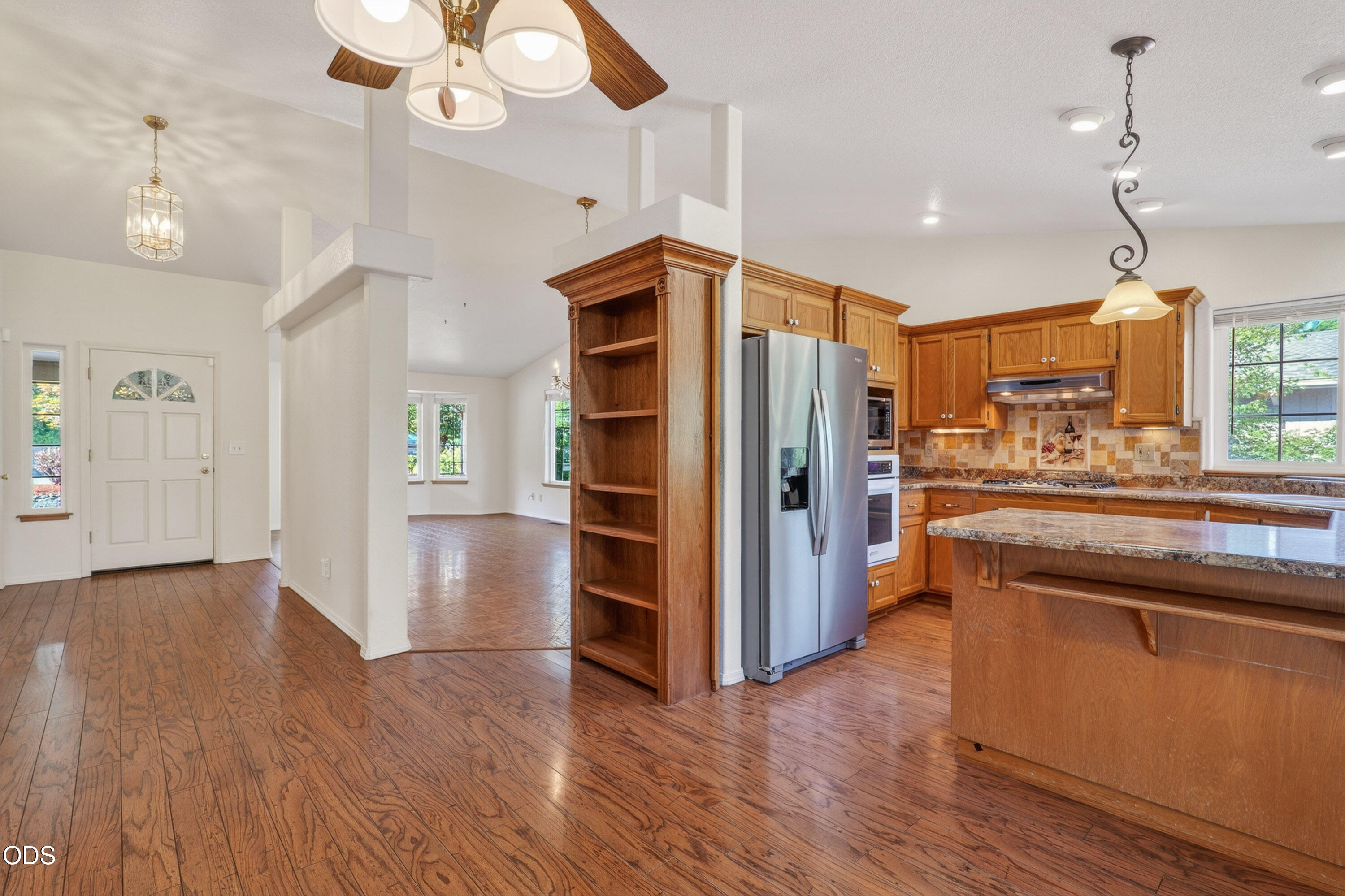 1032 Thelma Way
