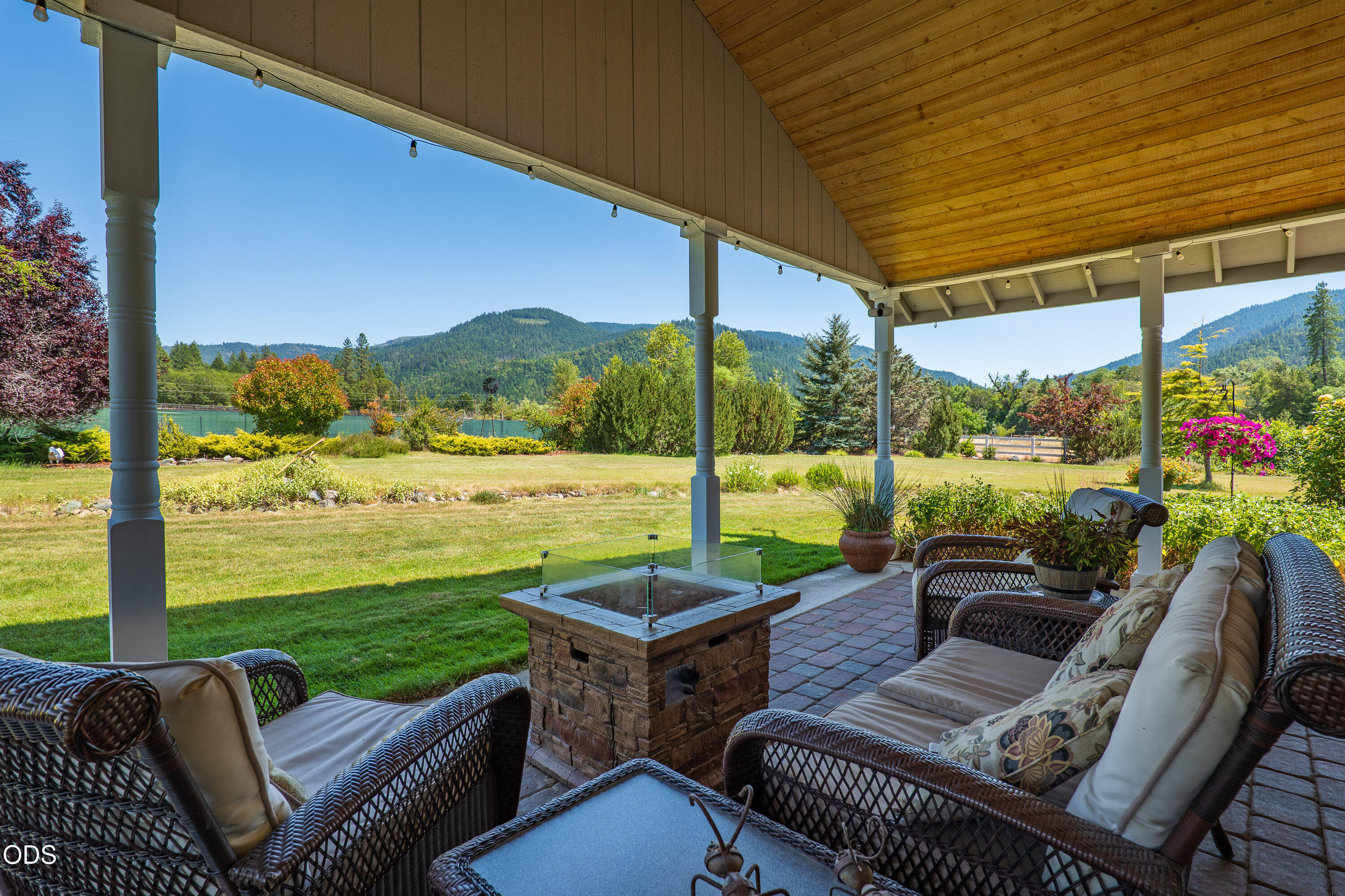 3959 Jumpoff Joe Creek Road
