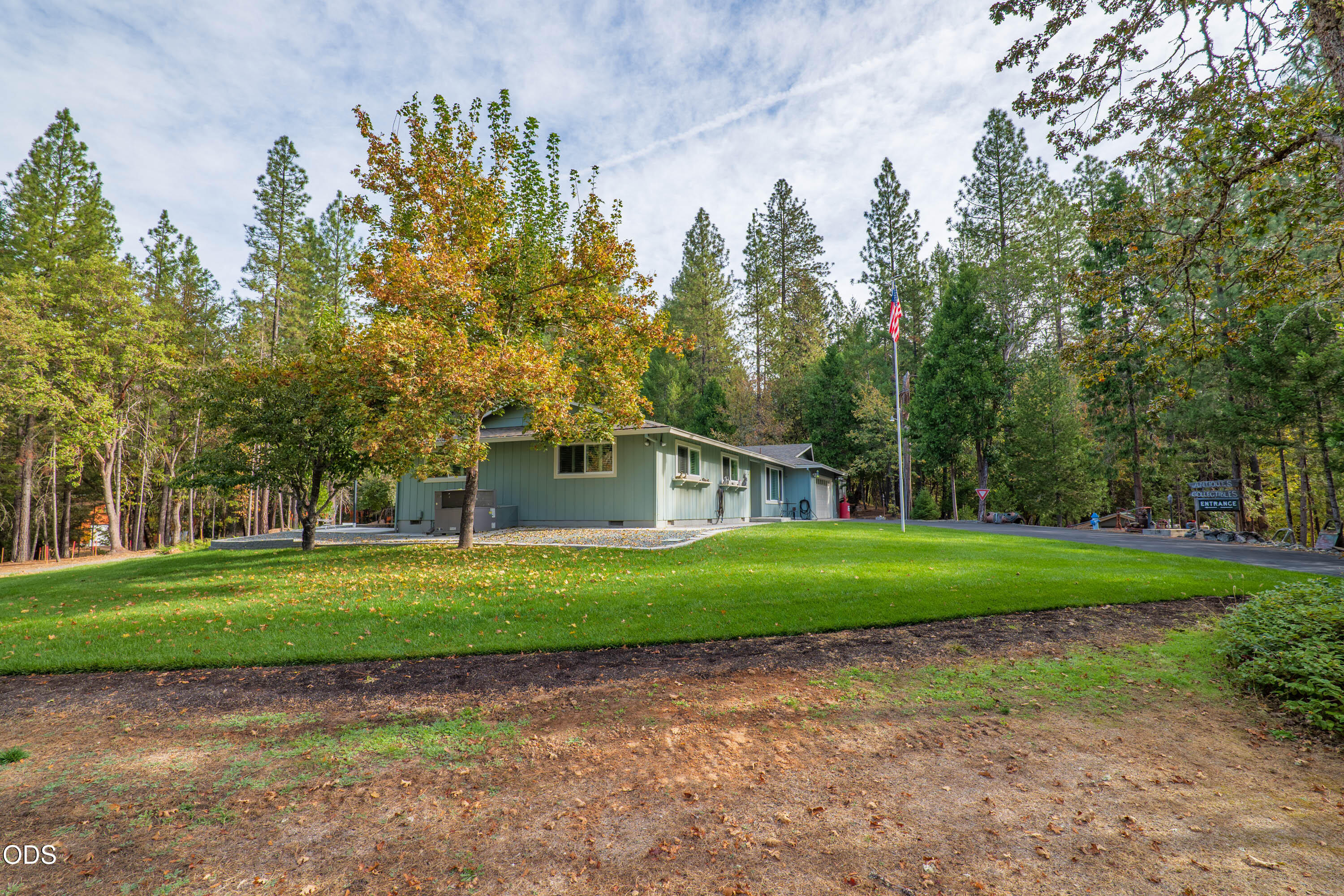 3131 Midway Avenue