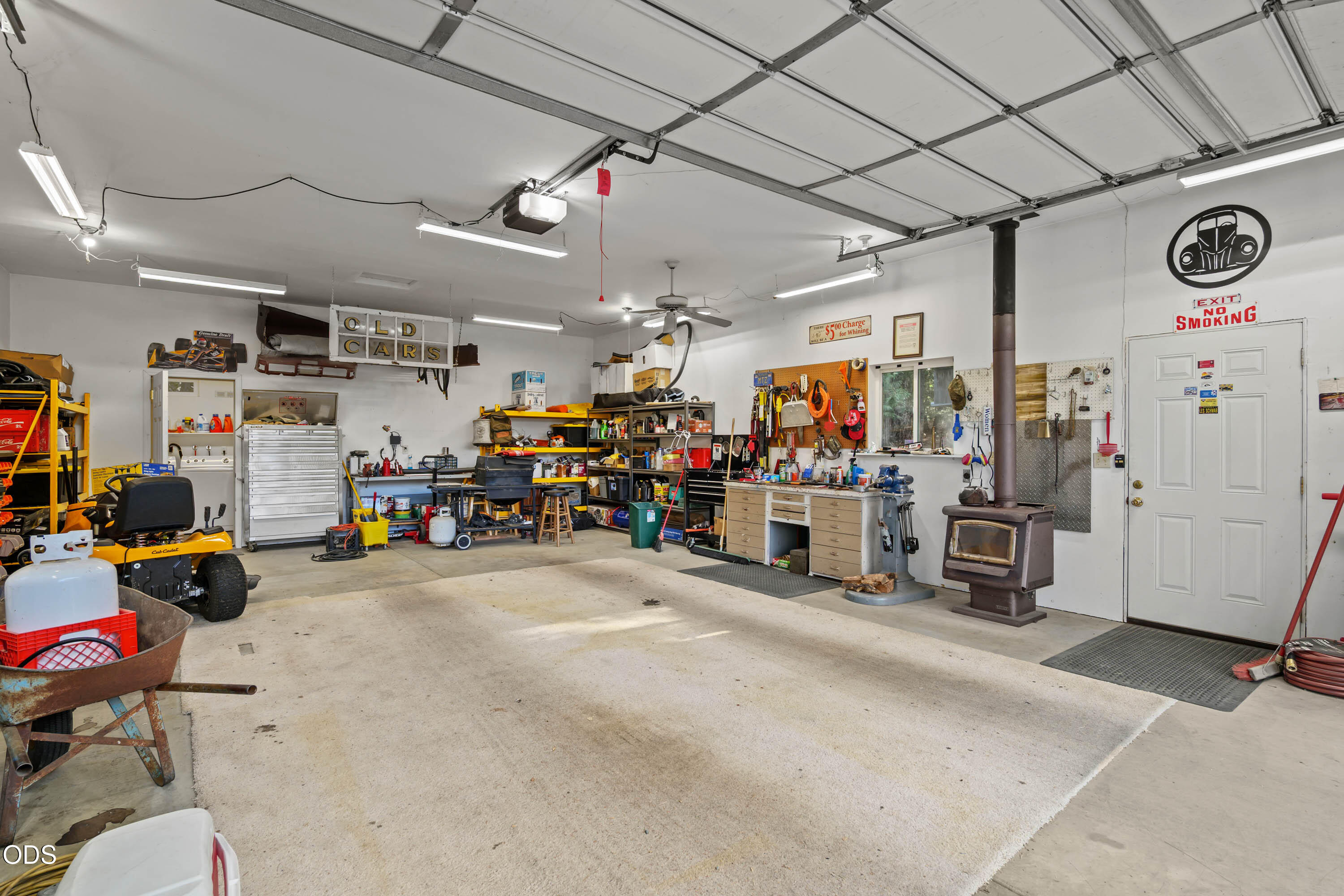 3131 Midway Avenue