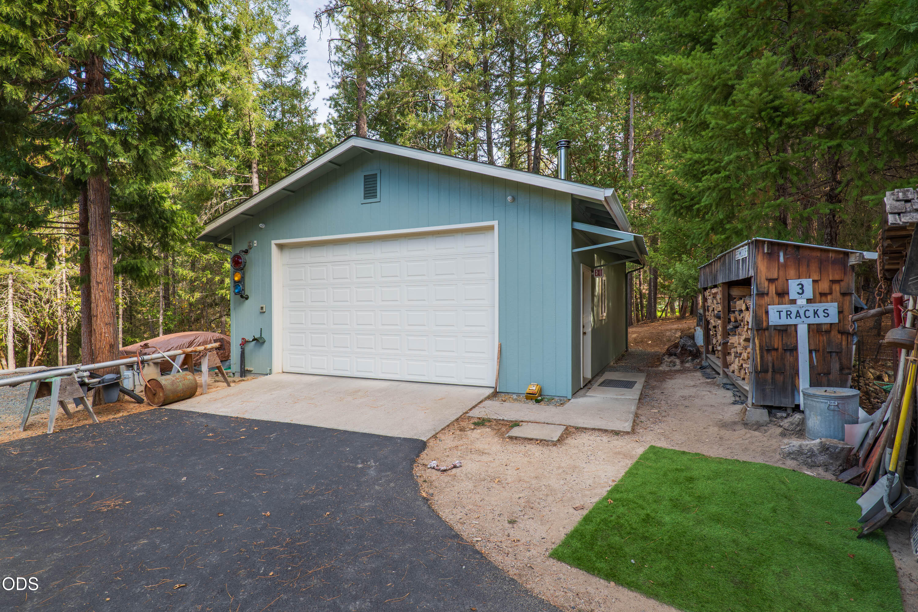 3131 Midway Avenue