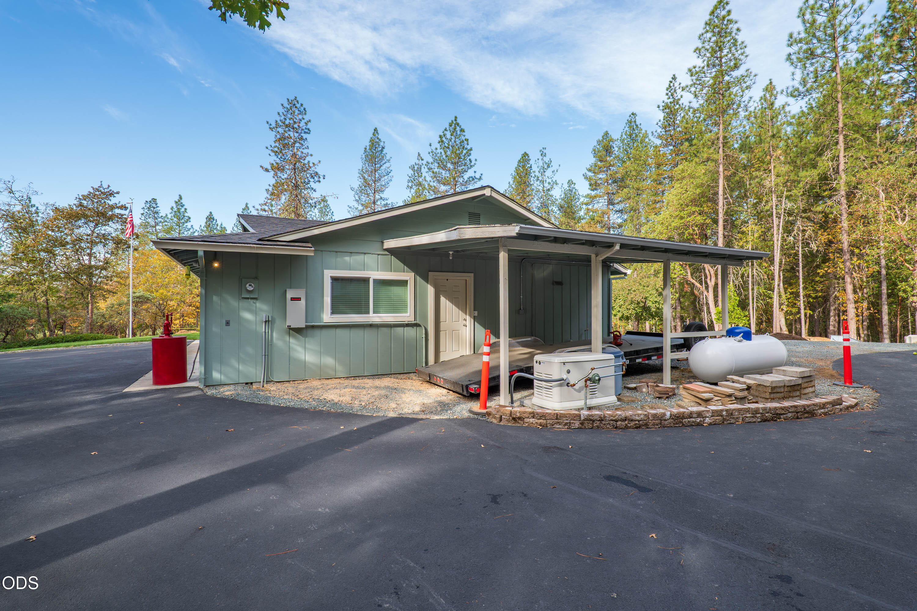 3131 Midway Avenue