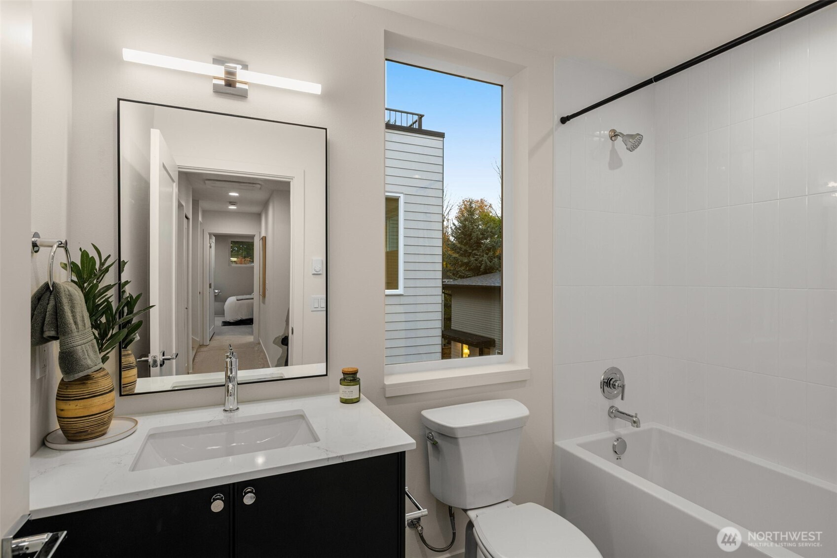 2103 SW Genesee Street