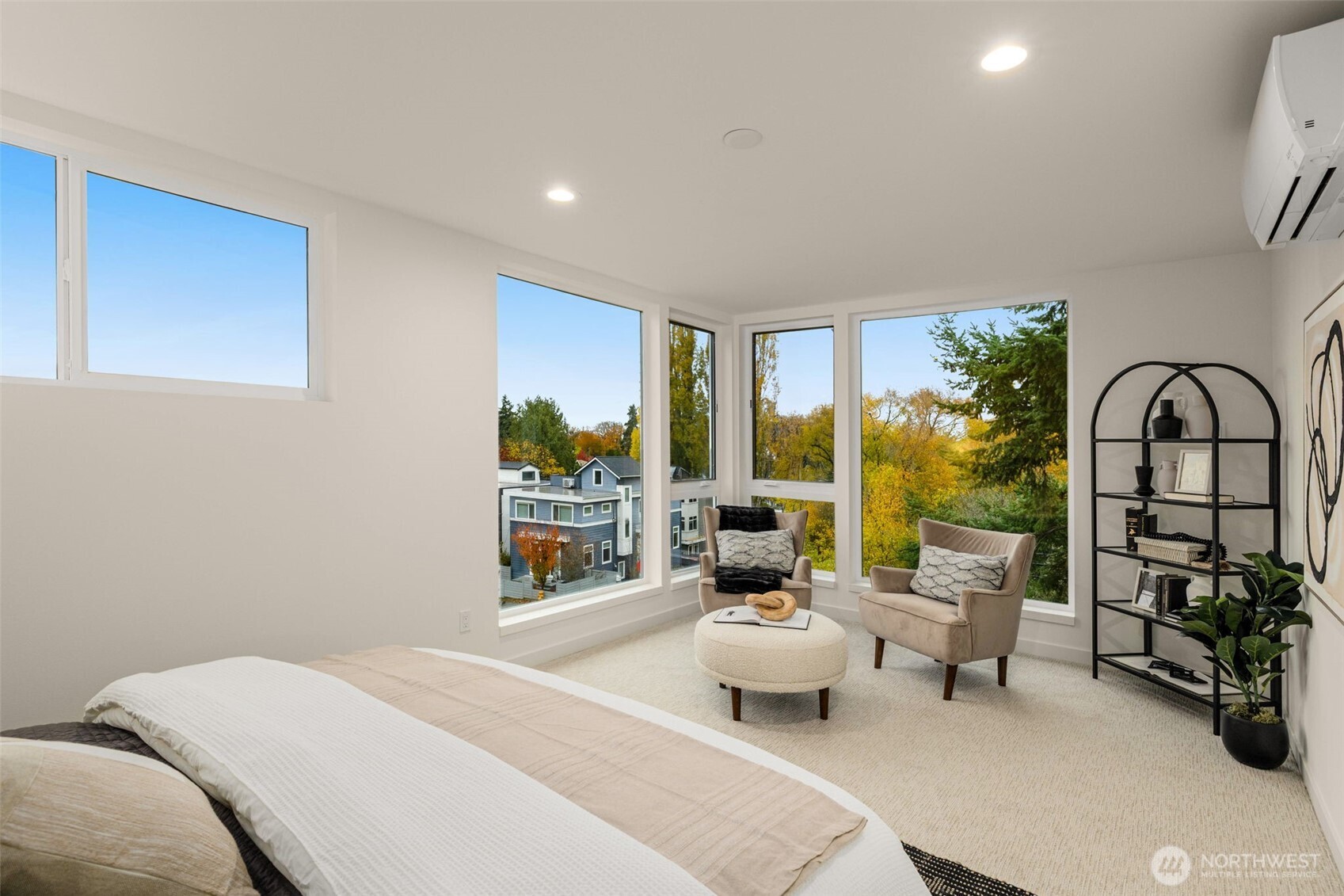 2103 SW Genesee Street