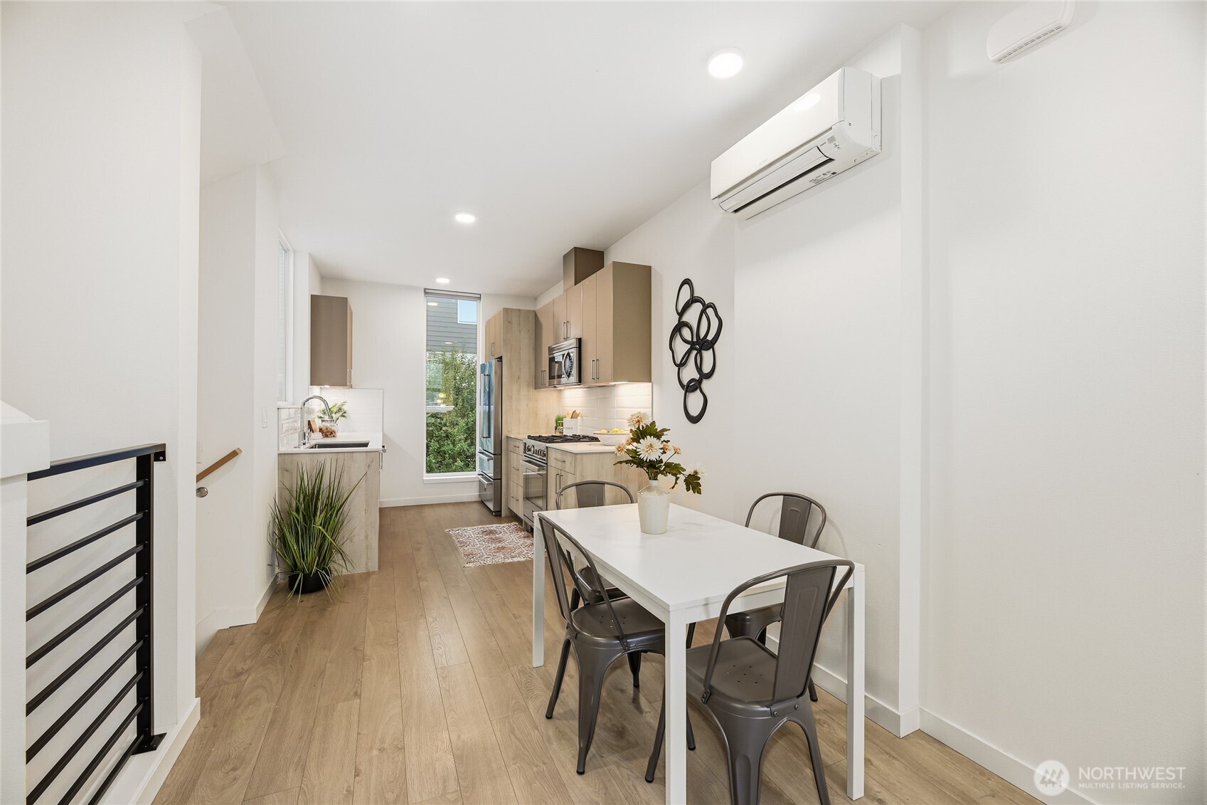 437 NE 73rd Street Unit: B
