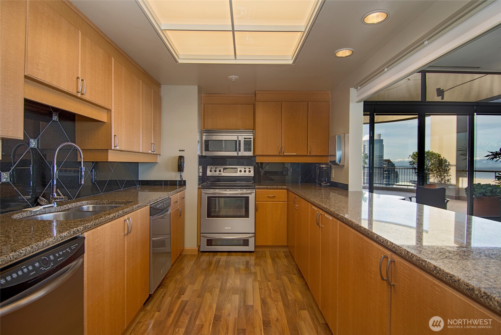 1301 Spring Street Unit: 16C