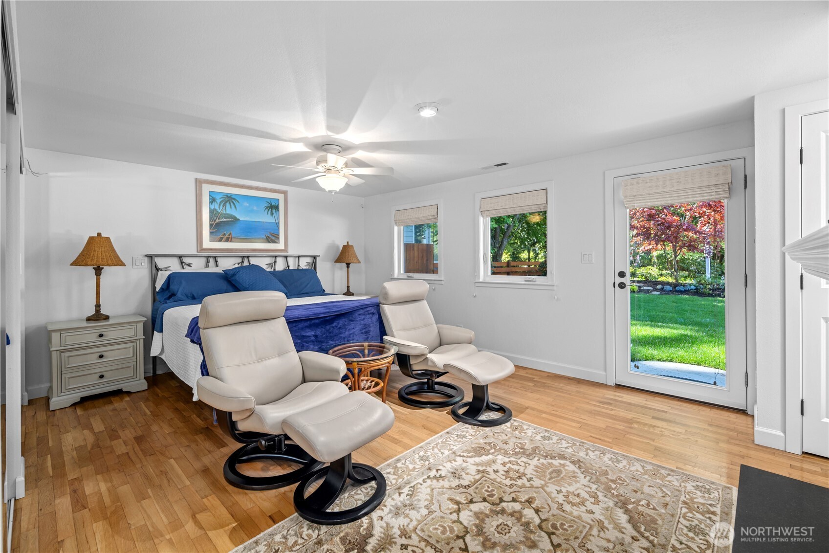643 Edmonds Way