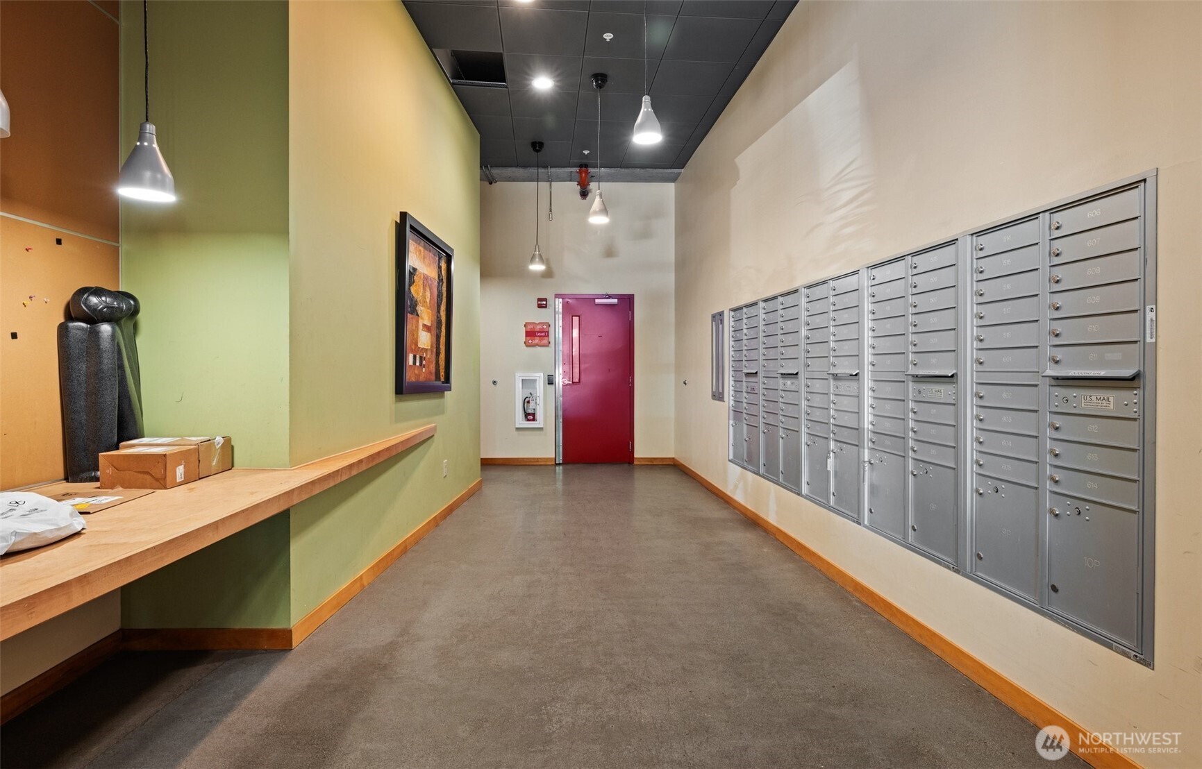 827 Hiawatha Place S Unit: 515