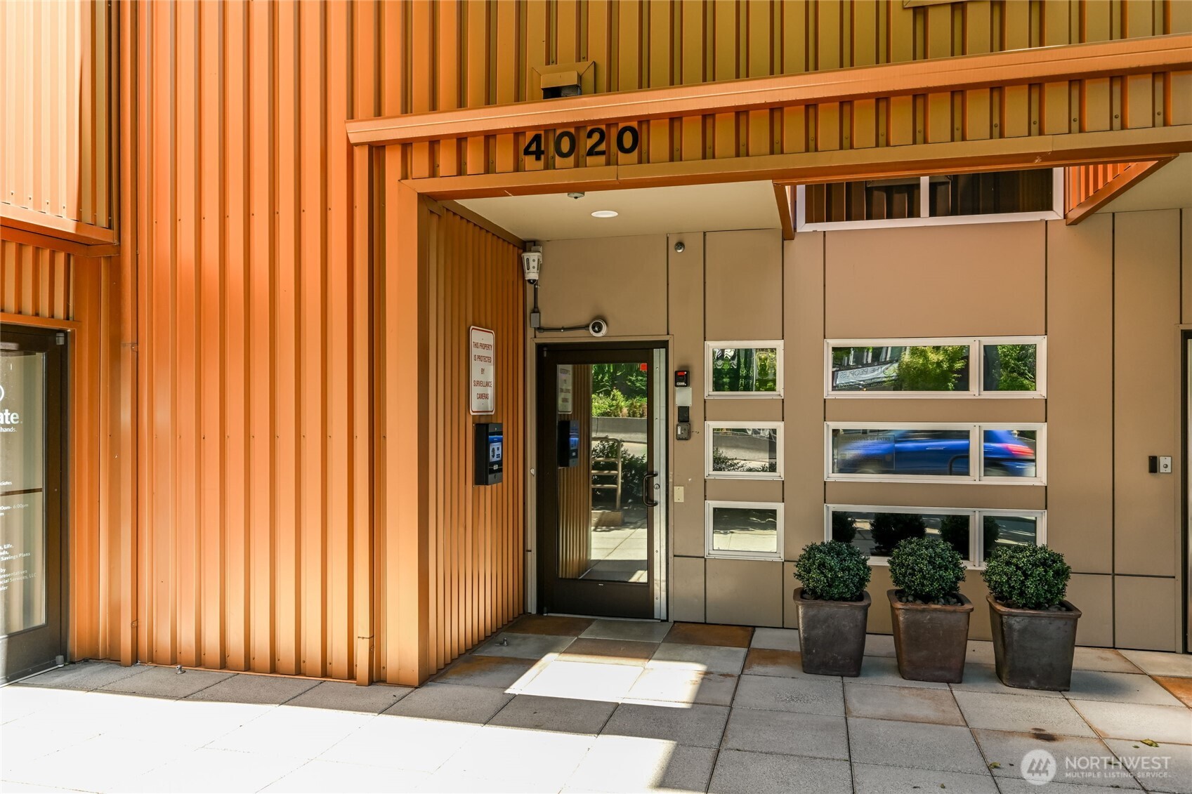 4020 Aurora Avenue N Unit: 308