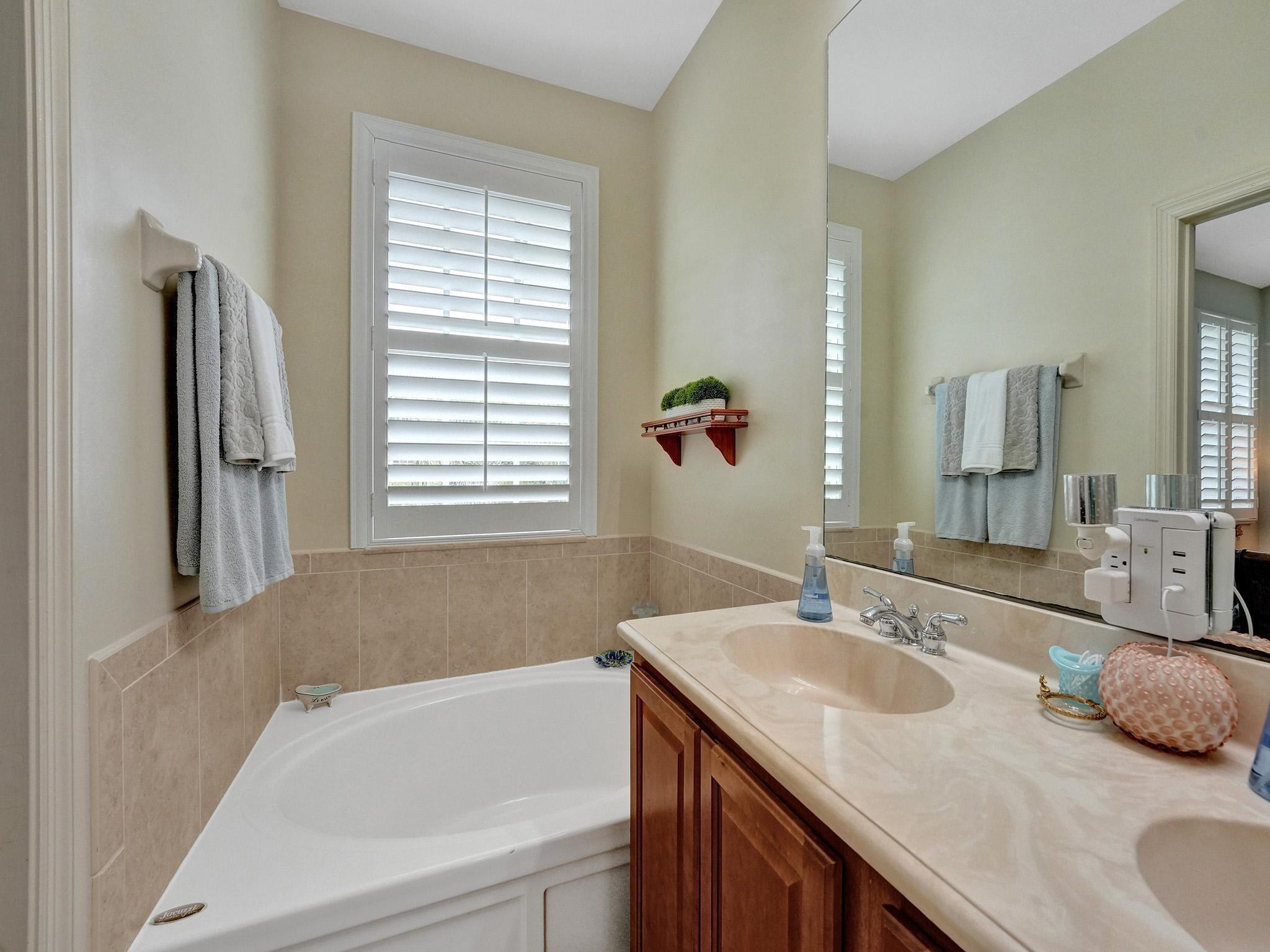 142 Ocean Cay Way 0