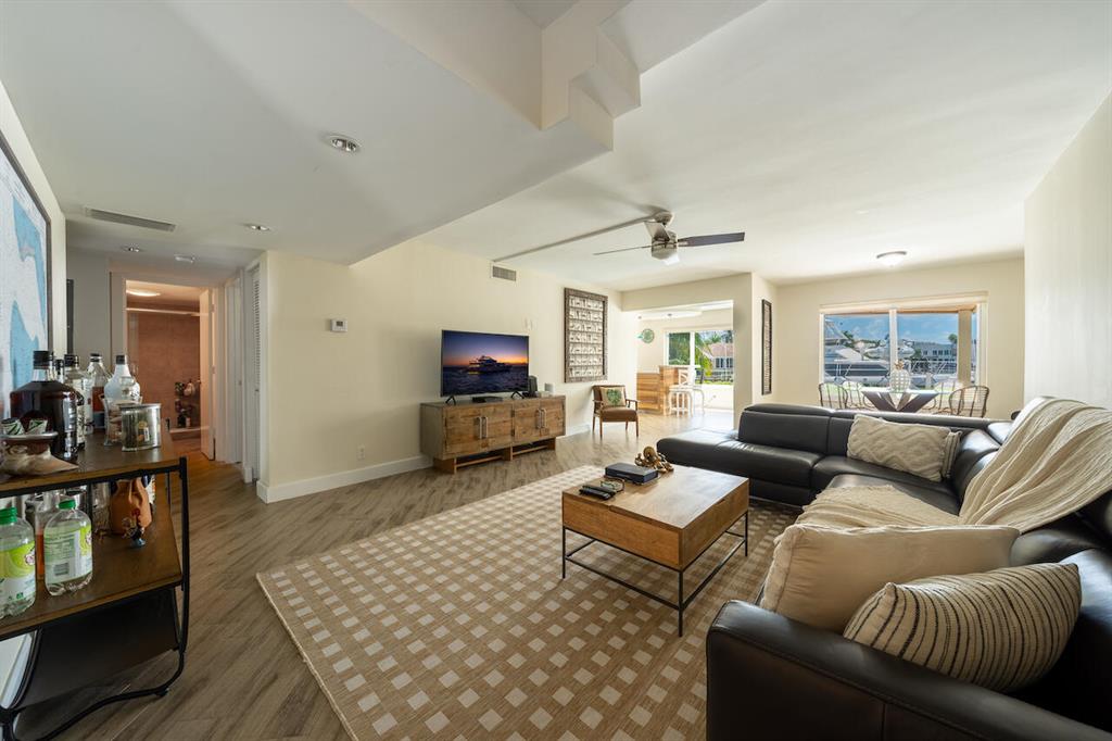 1104 Highland Beach Drive Unit: 1
