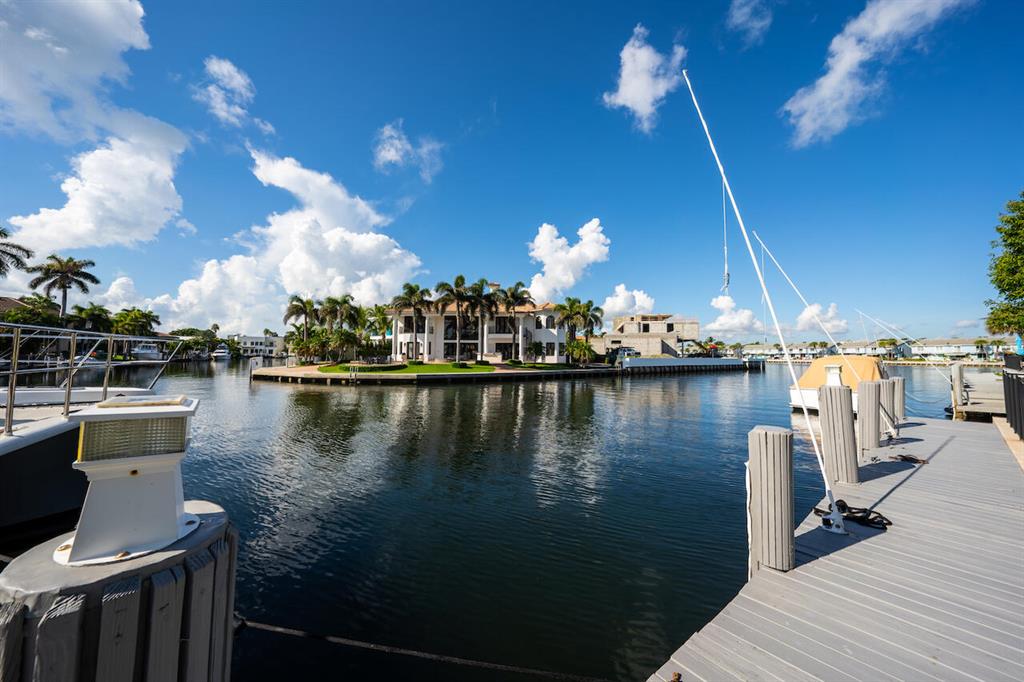 1104 Highland Beach Drive Unit: 2