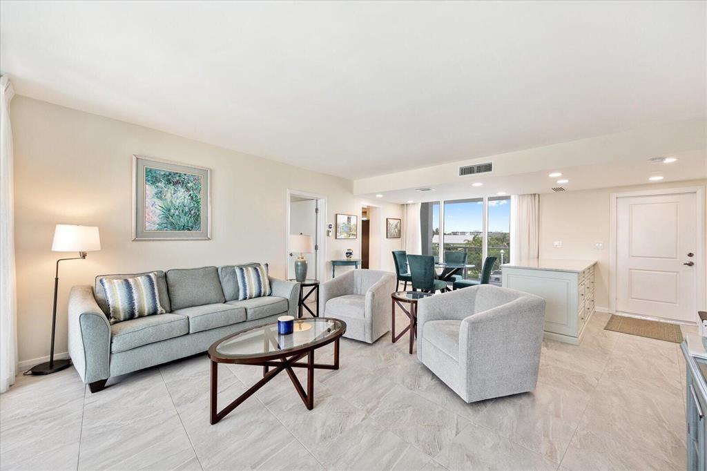 1213 S Ocean Boulevard Unit: 2-E