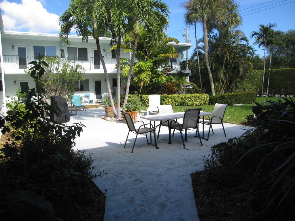 6660 N Ocean Boulevard E Unit: 16