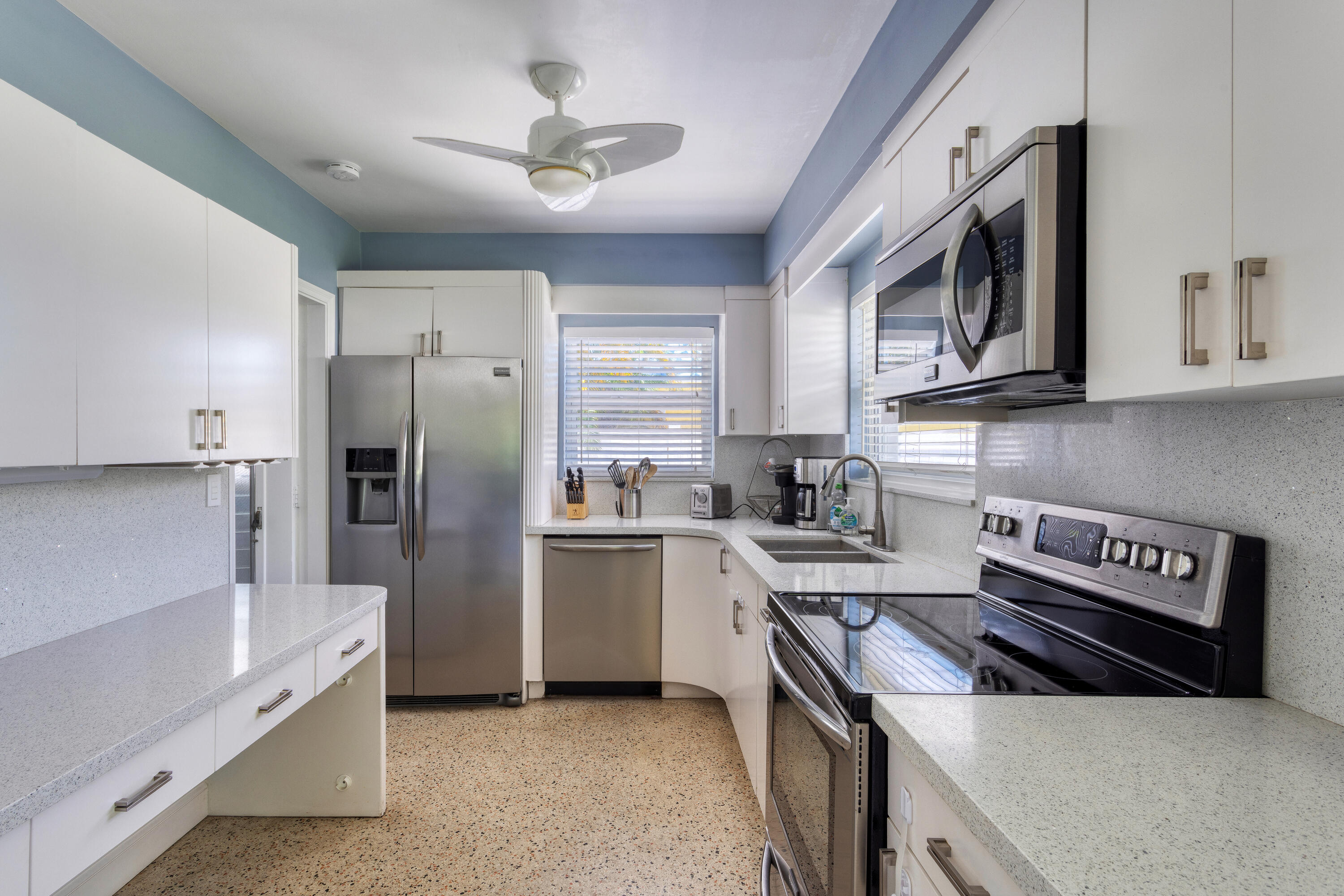 123 SE 7th Avenue