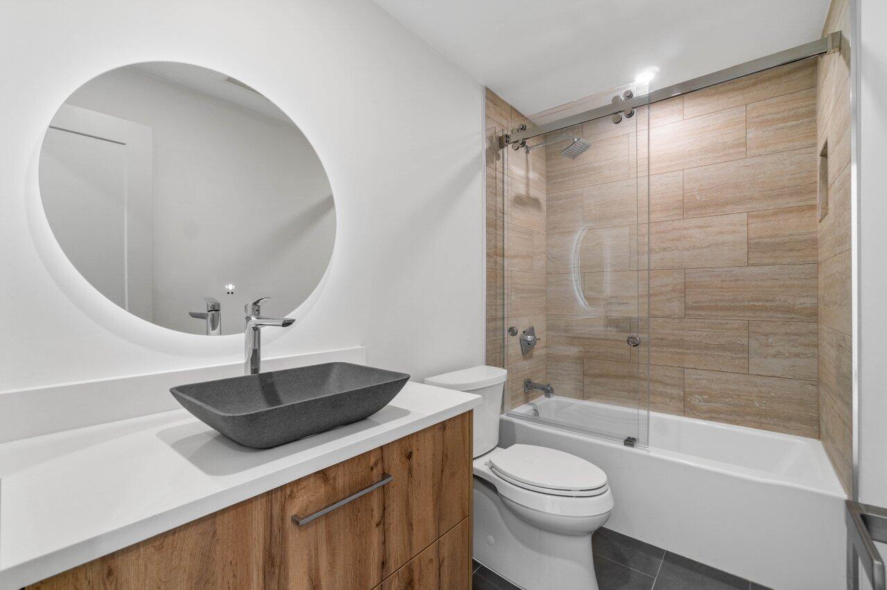 1104 Highland Beach Drive Unit: 2