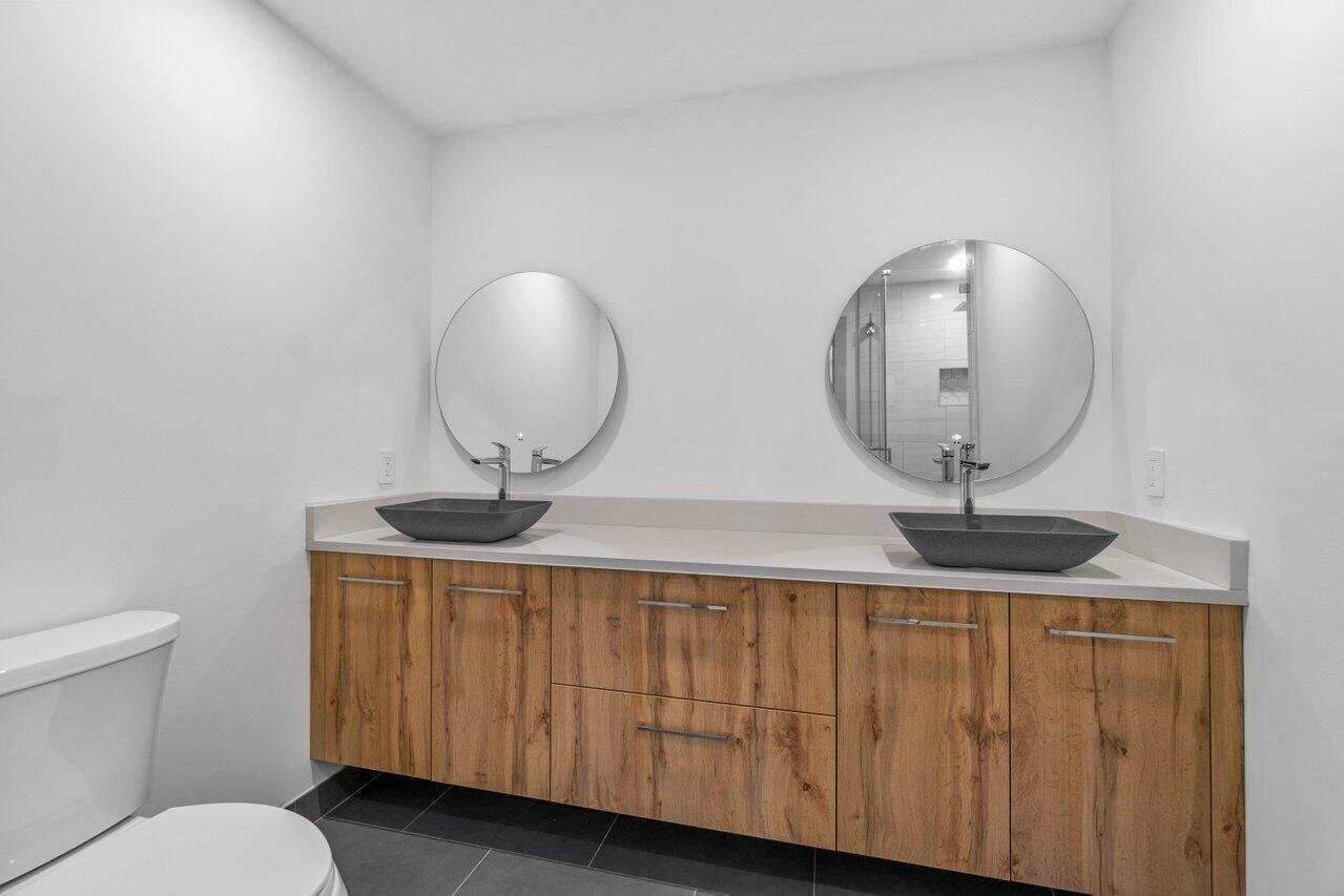 1104 Highland Beach Drive Unit: 2