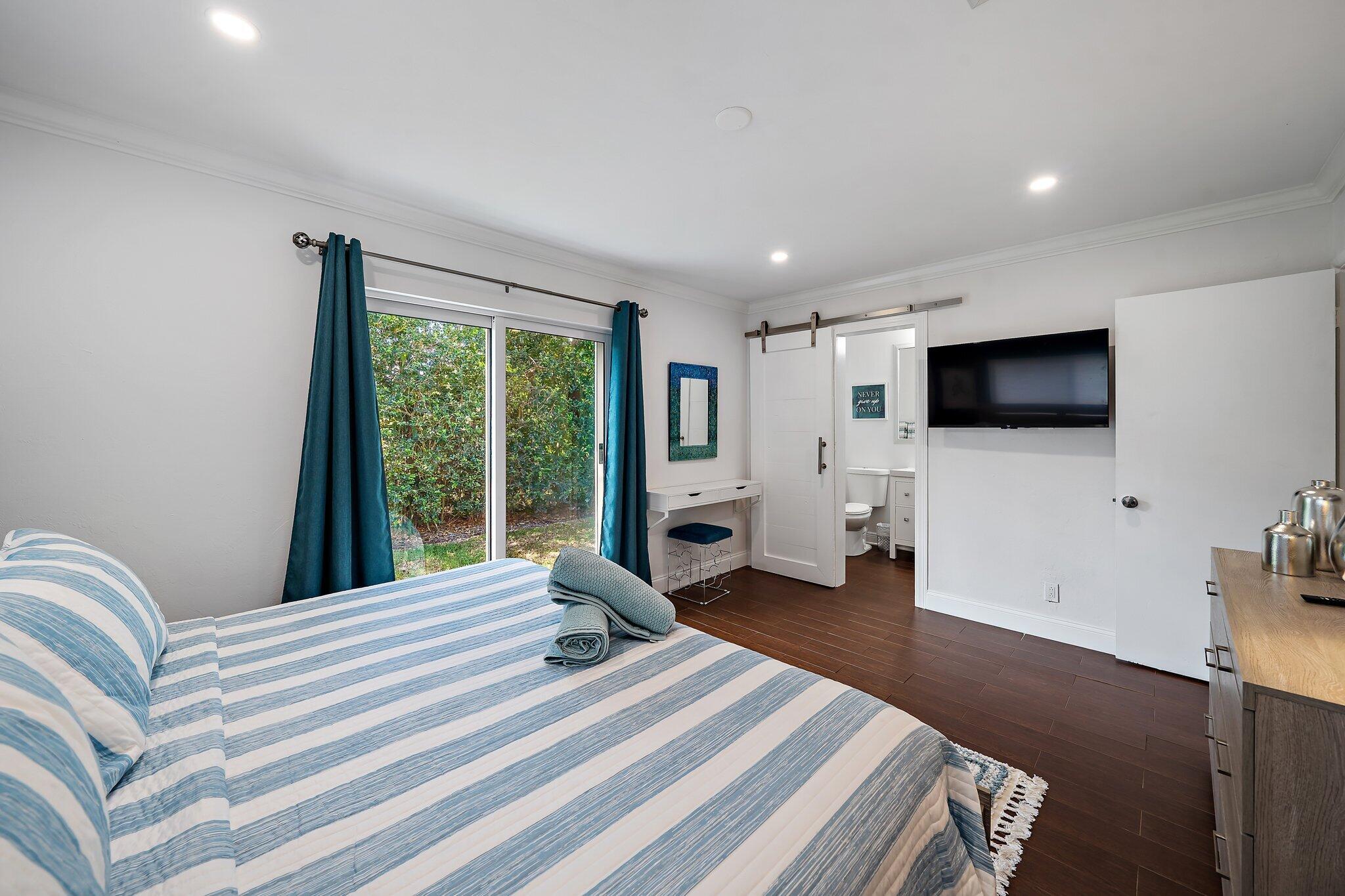 722 SW 25th Place