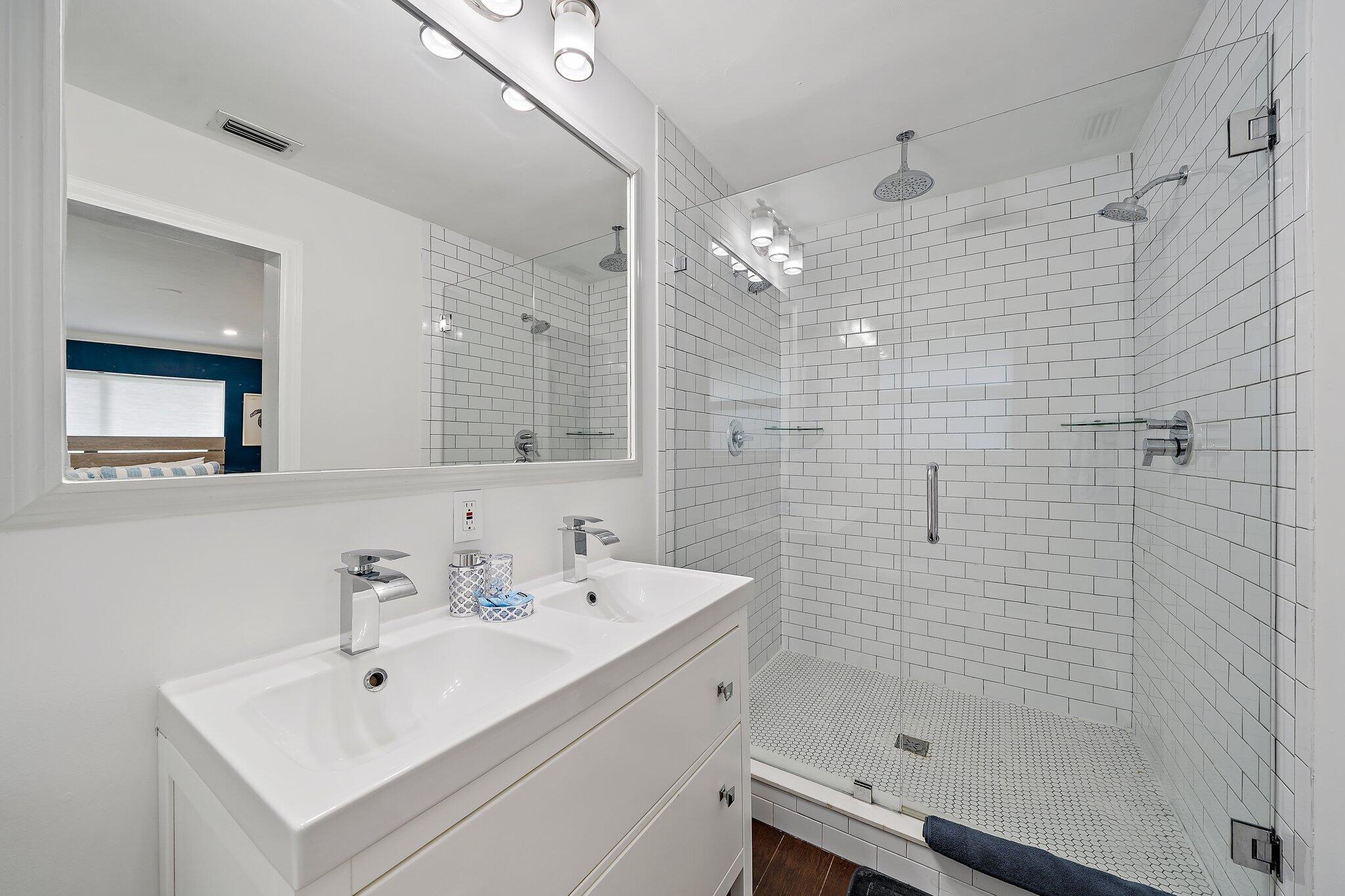 722 SW 25th Place