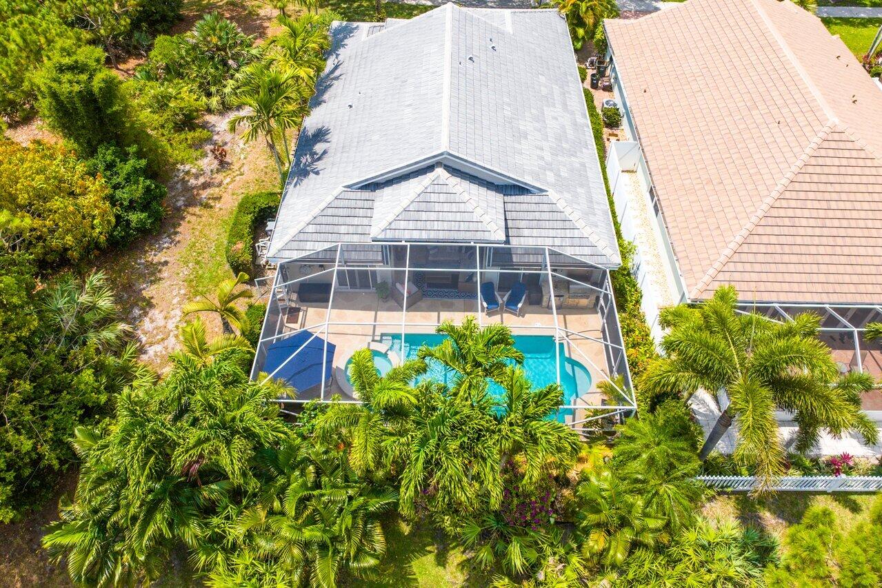 1103 Canoe Point