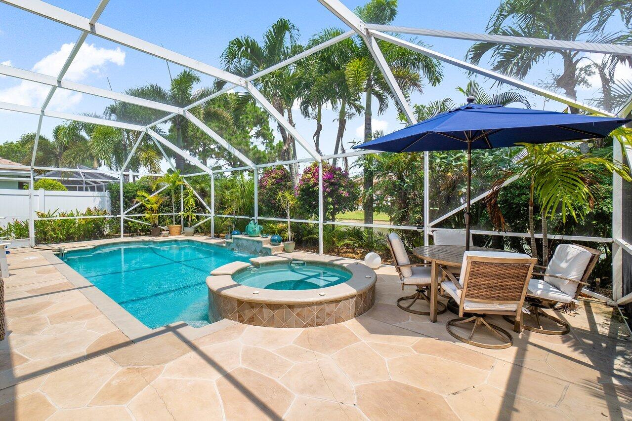 1103 Canoe Point