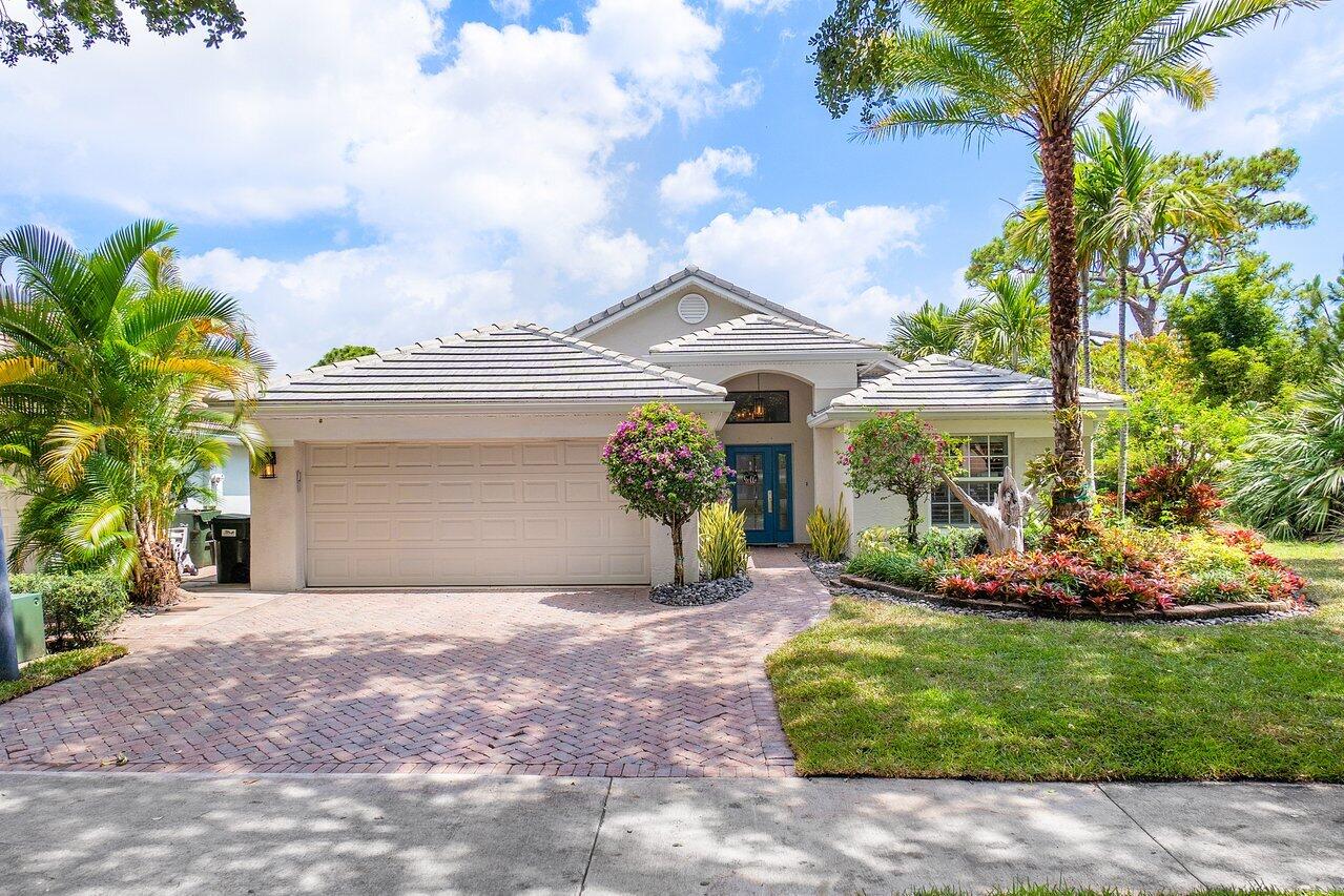 1103 Canoe Point