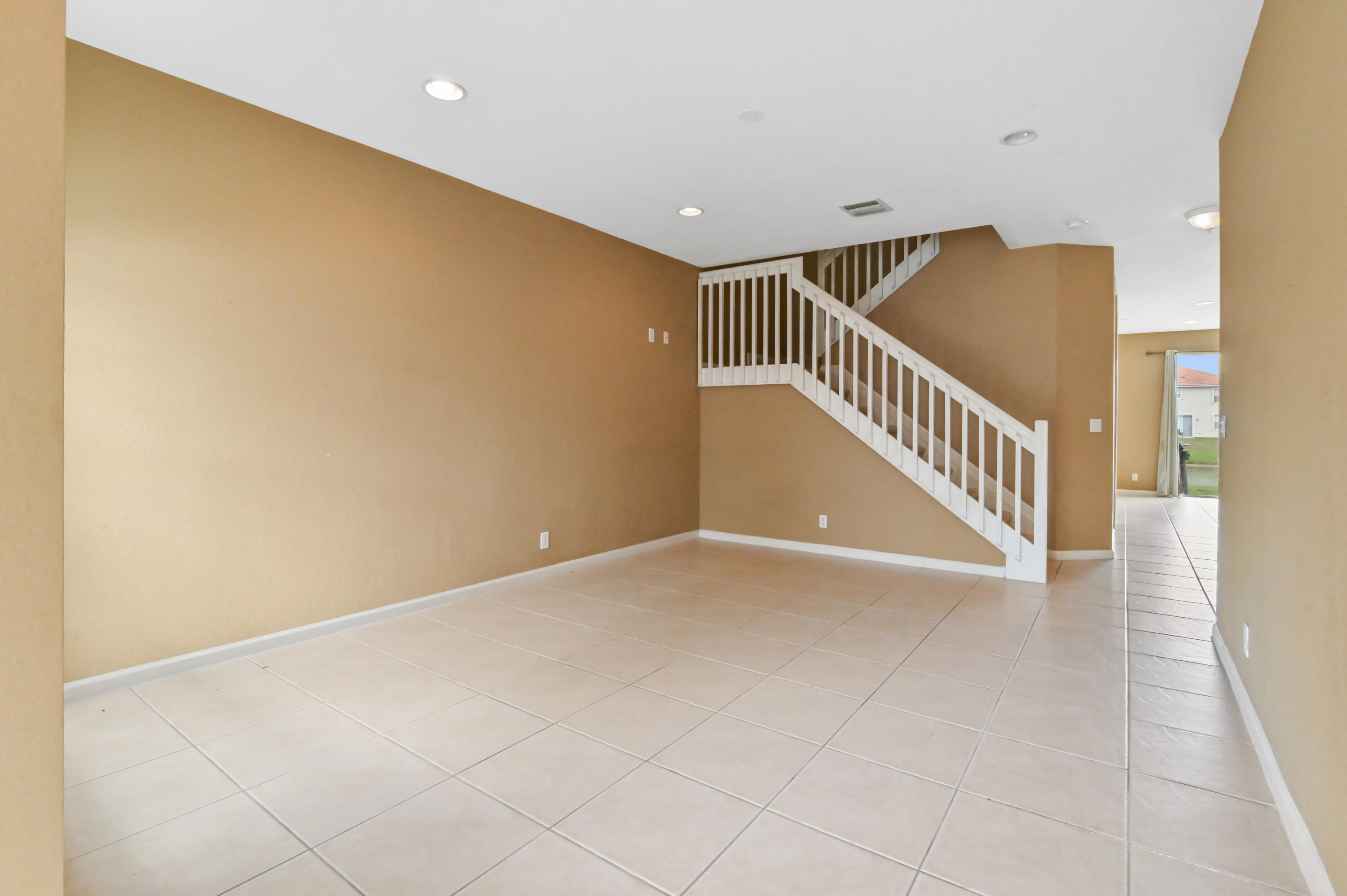 16122 Poppyseed Circle 1403