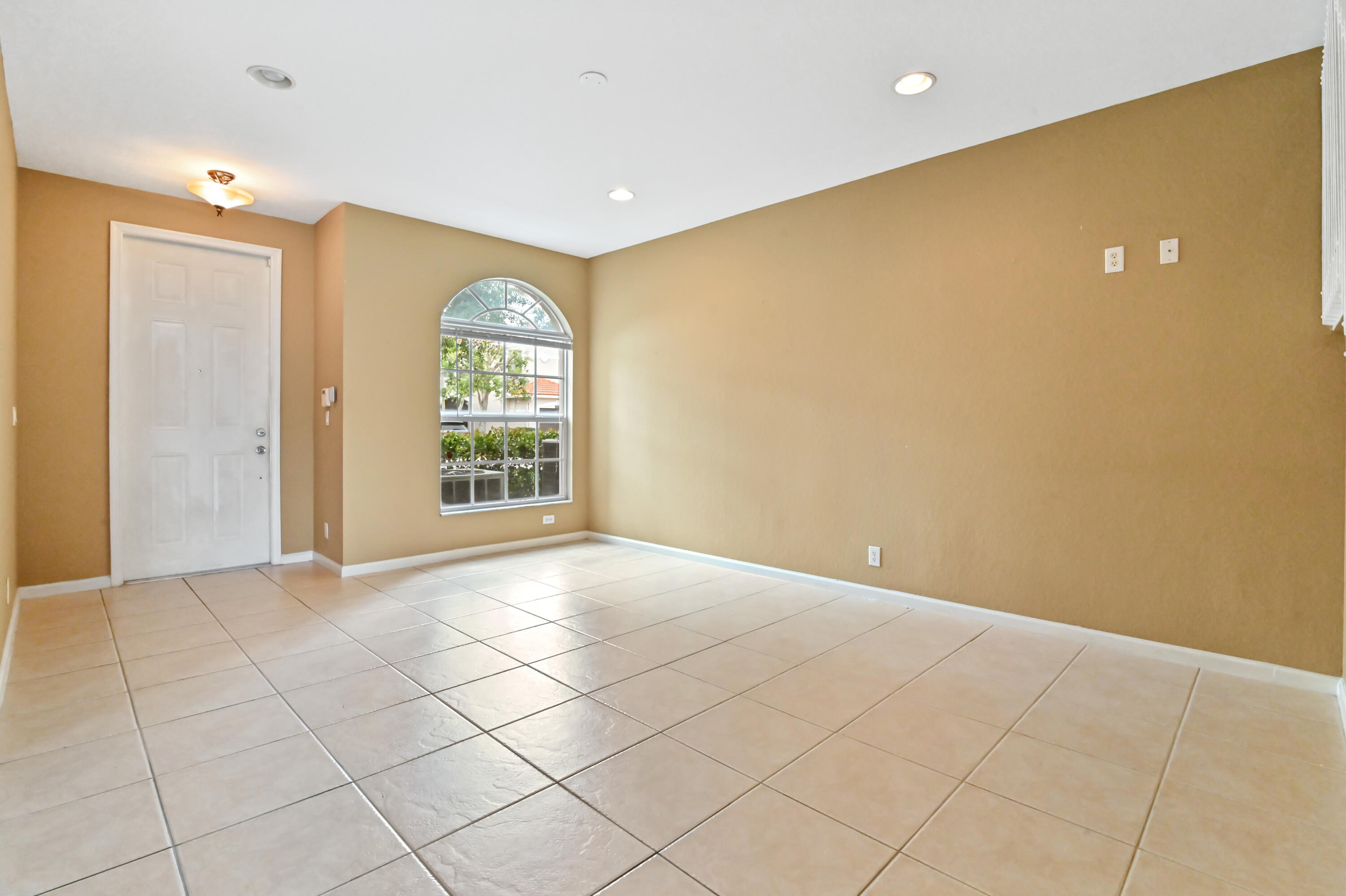 16122 Poppyseed Circle 1403