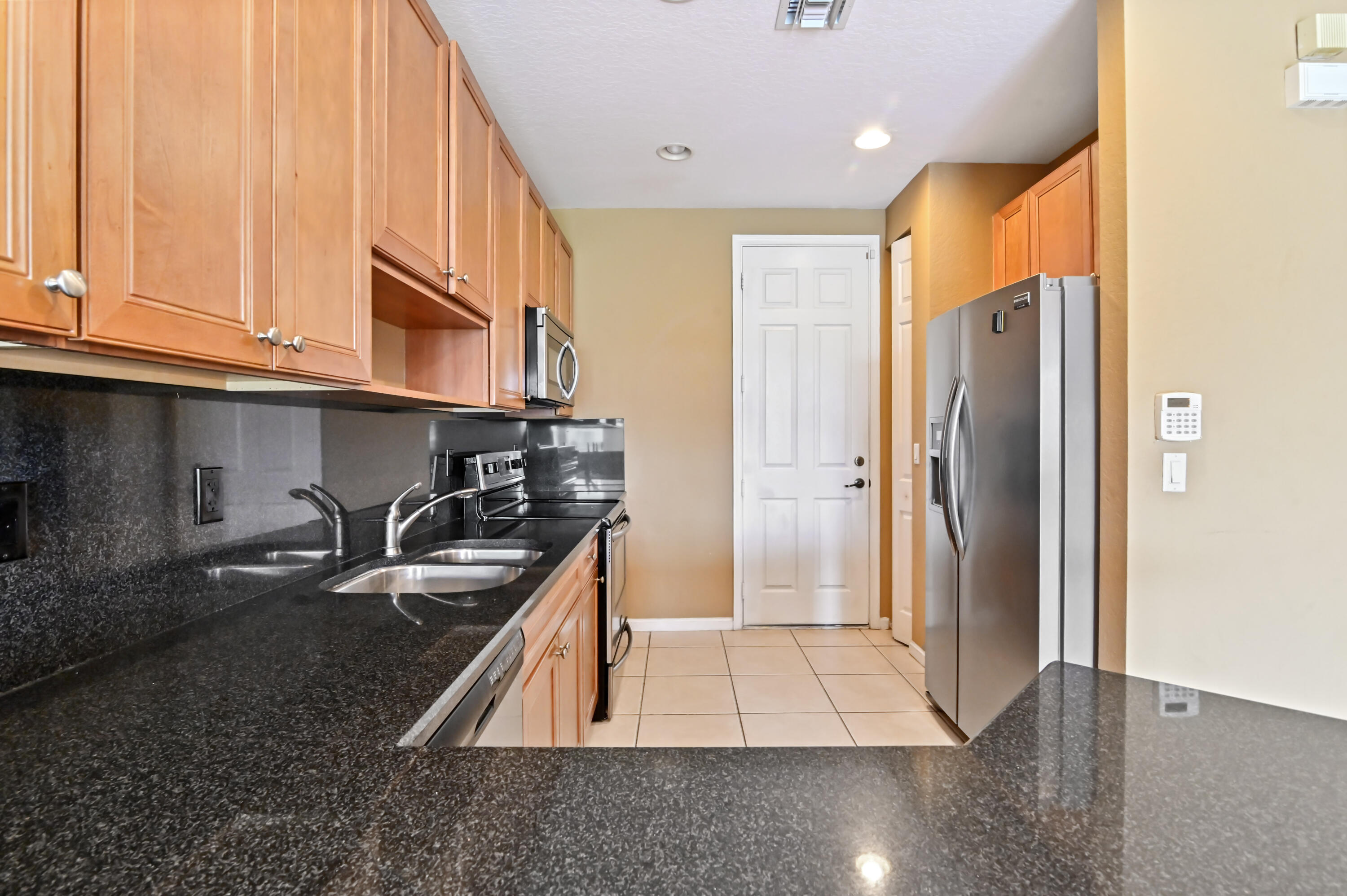 16122 Poppyseed Circle 1403