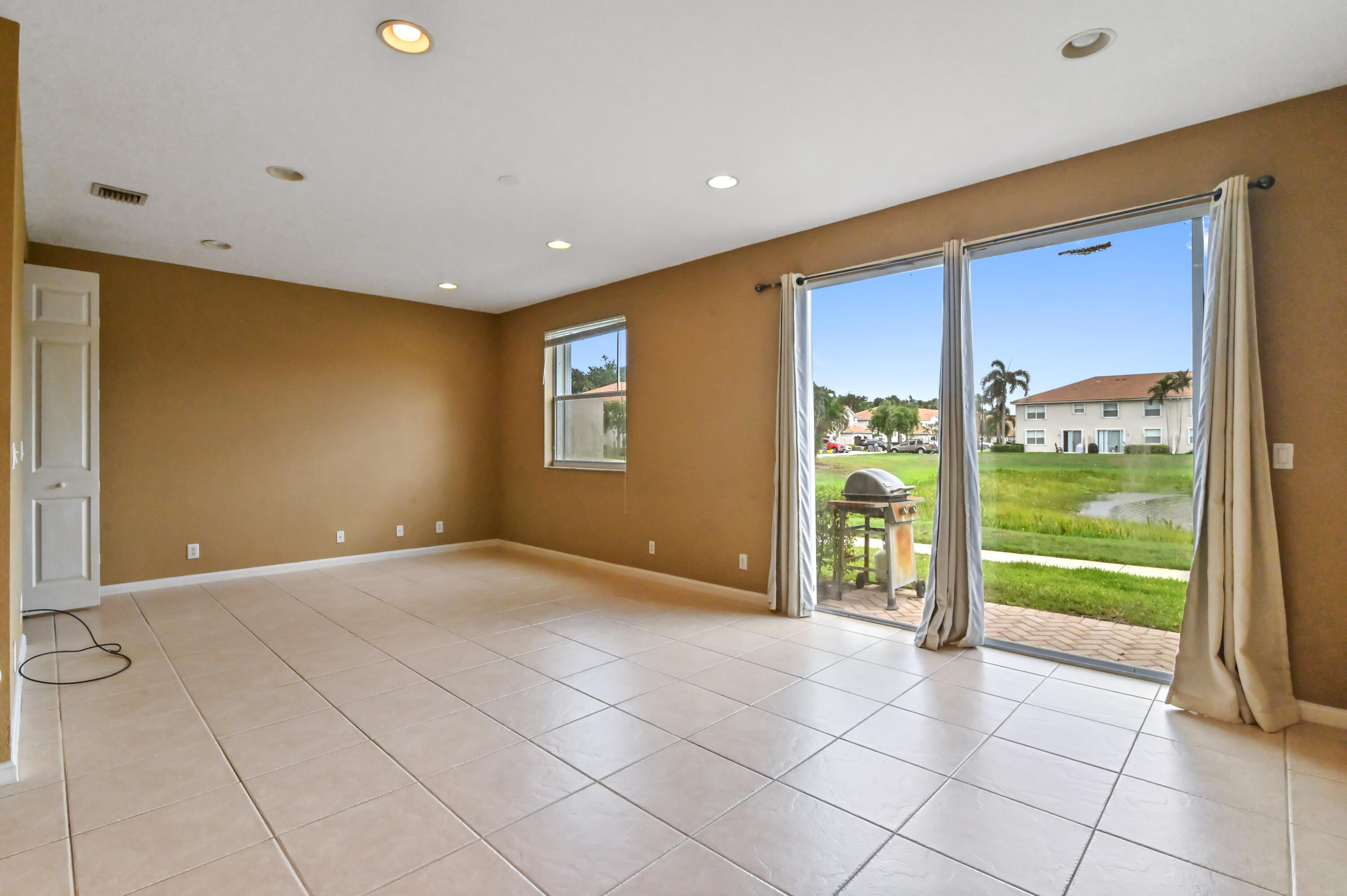 16122 Poppyseed Circle 1403