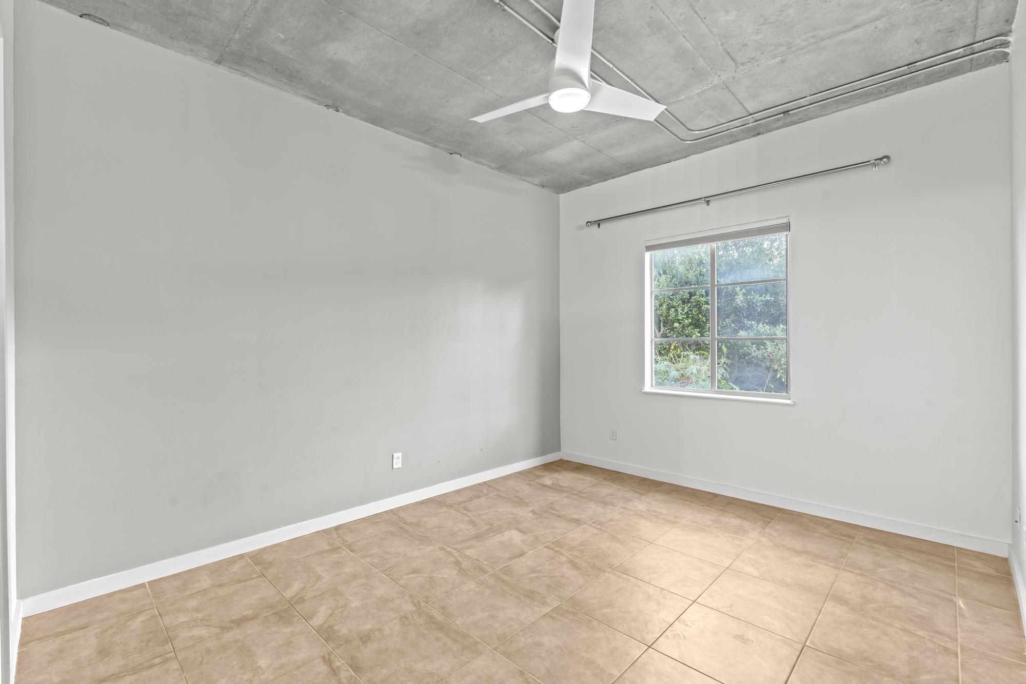 335 SE 6th Avenue 201