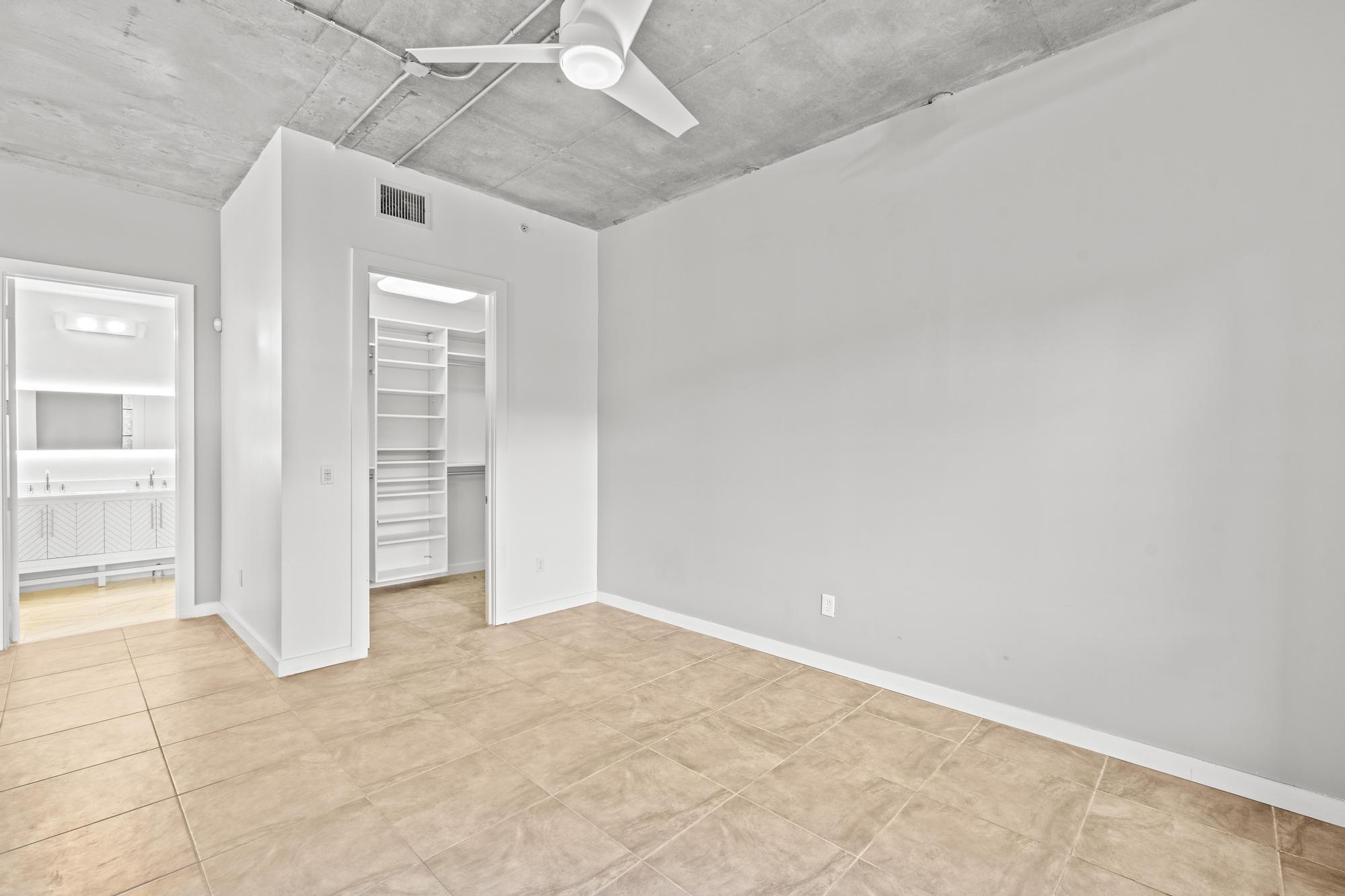 335 SE 6th Avenue 201