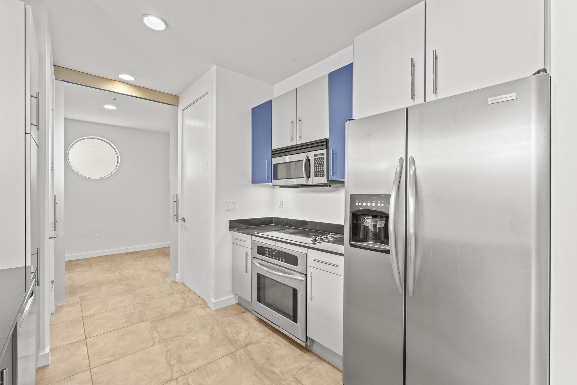 335 SE 6th Avenue 201