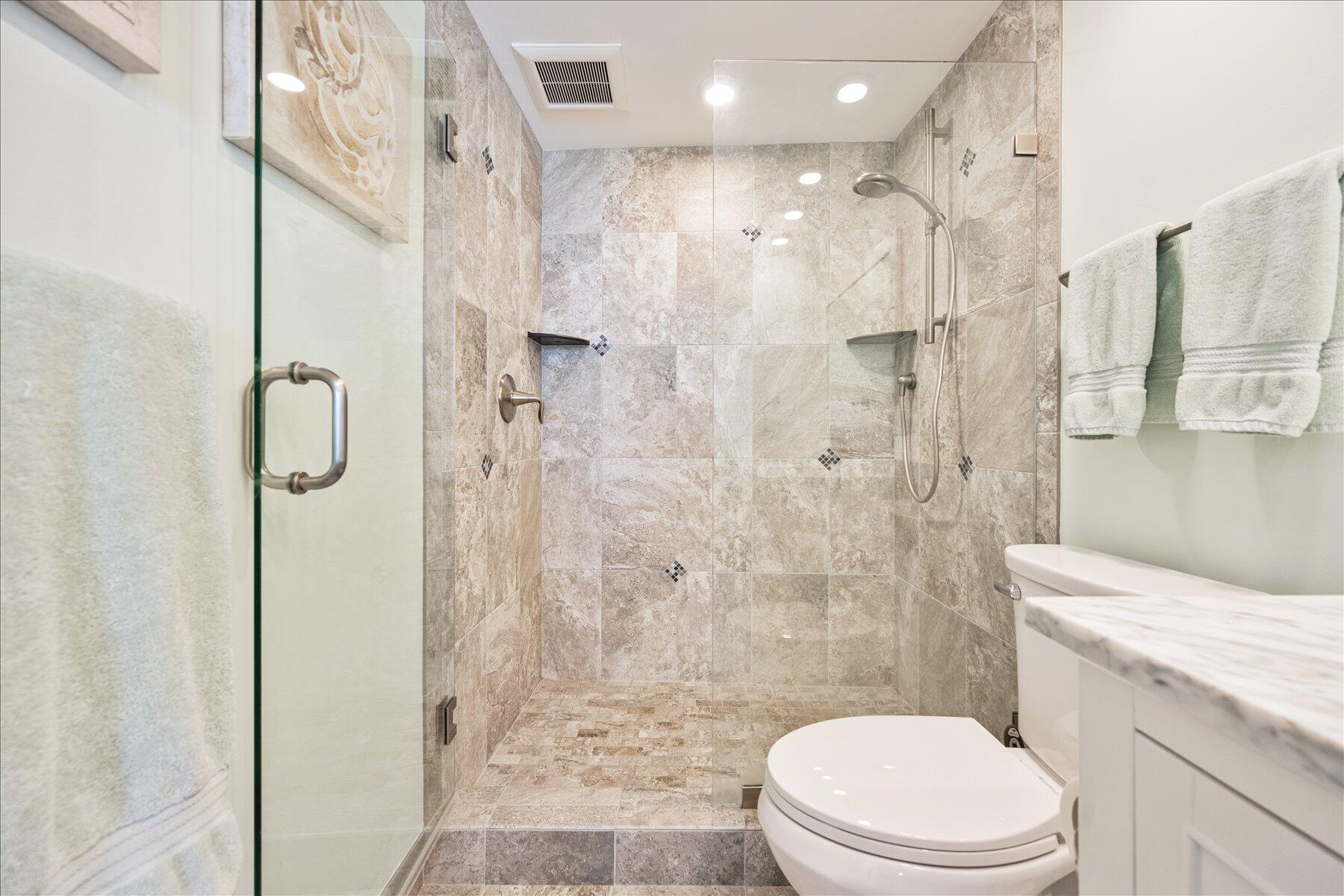 1213 S Ocean Boulevard 2e