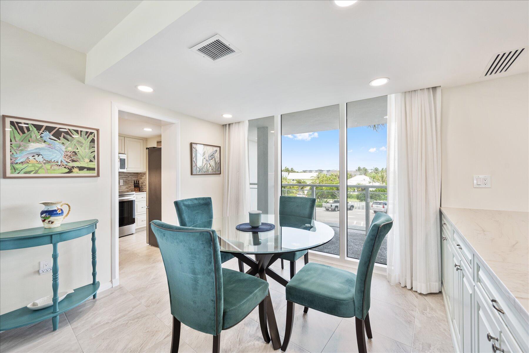 1213 S Ocean Boulevard 2e