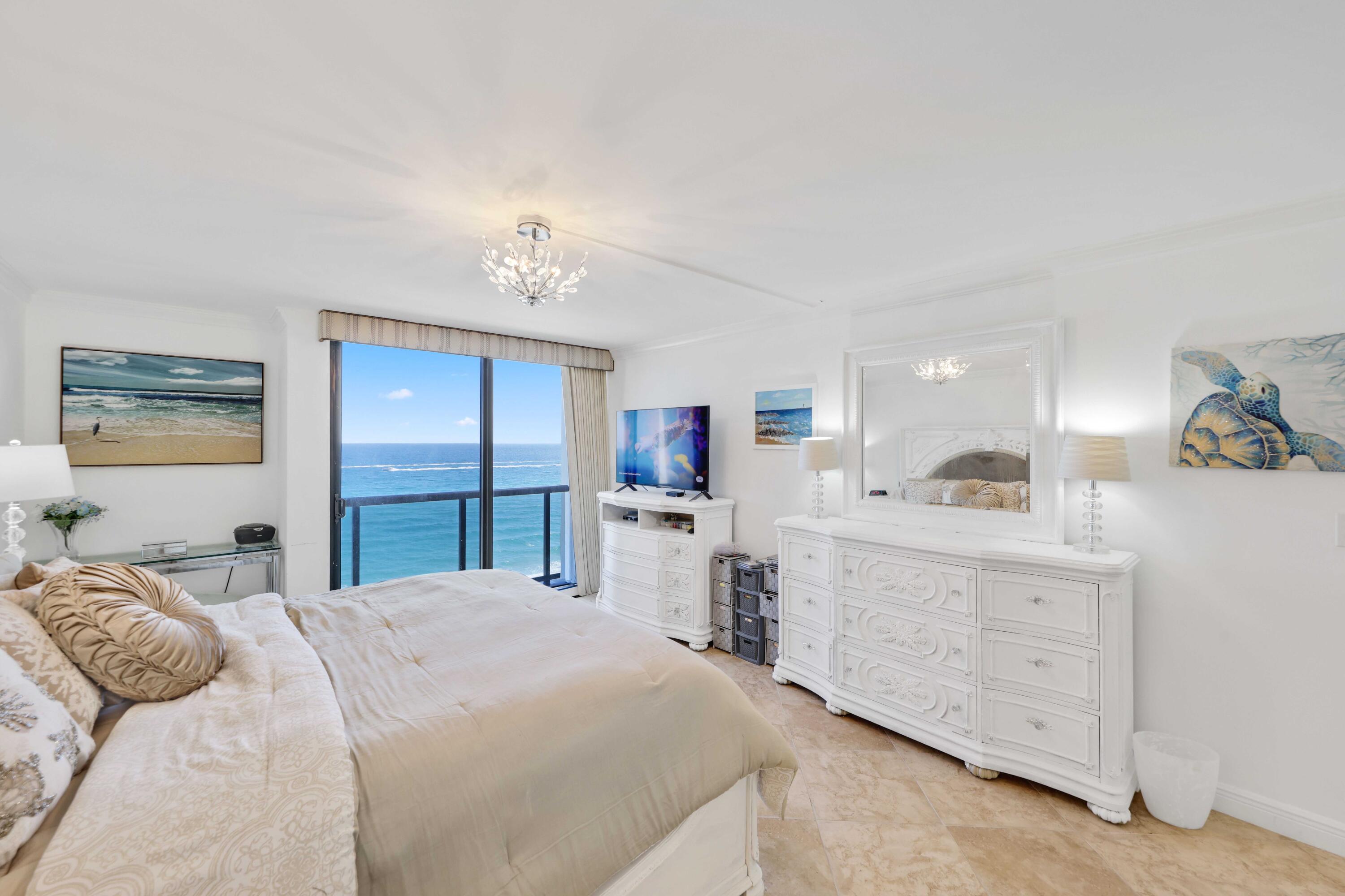 3115 S Ocean Boulevard 1004