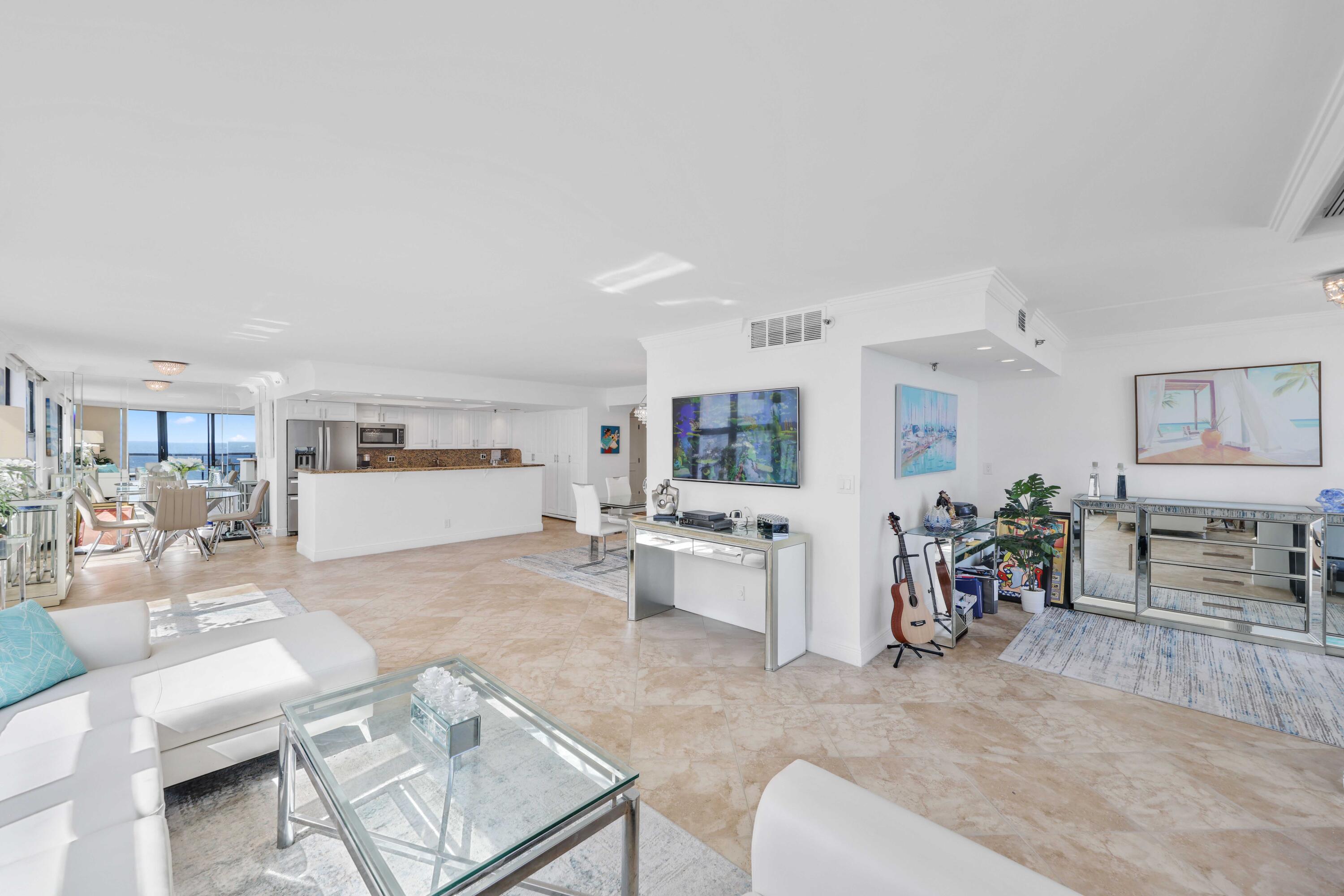 3115 S Ocean Boulevard 1004