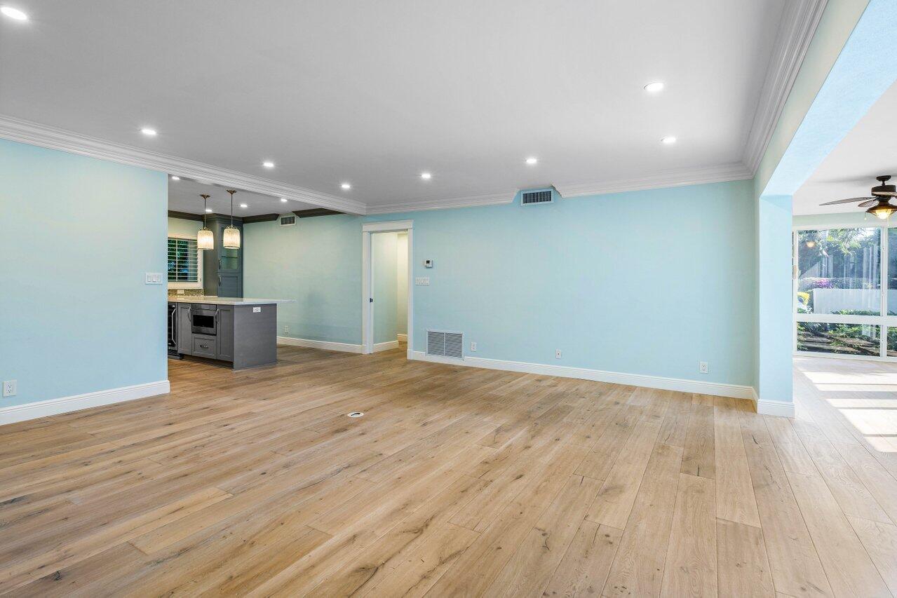 200 Andrews Avenue 4