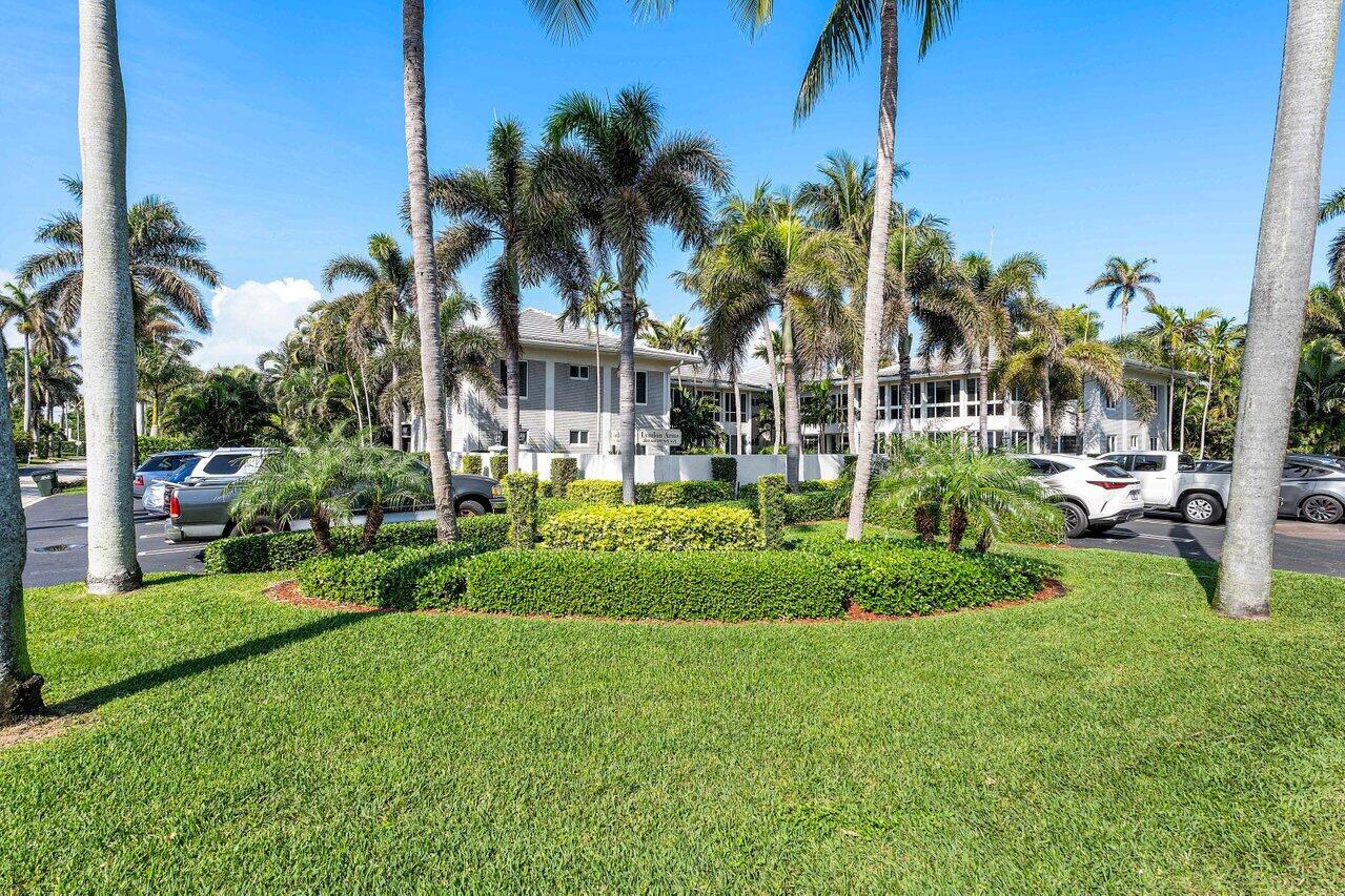 200 Andrews Avenue 4