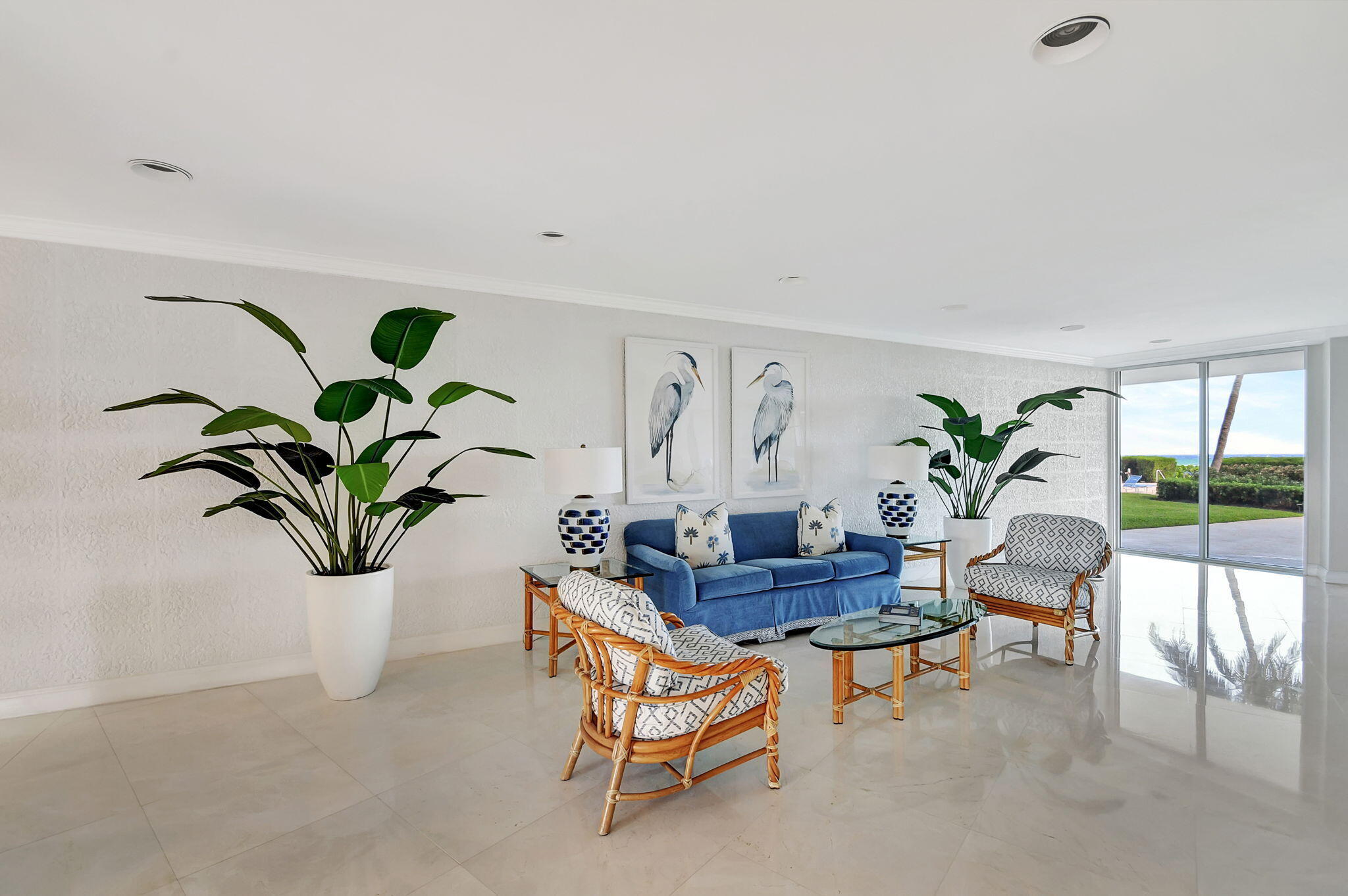 1225 S Ocean Boulevard 105